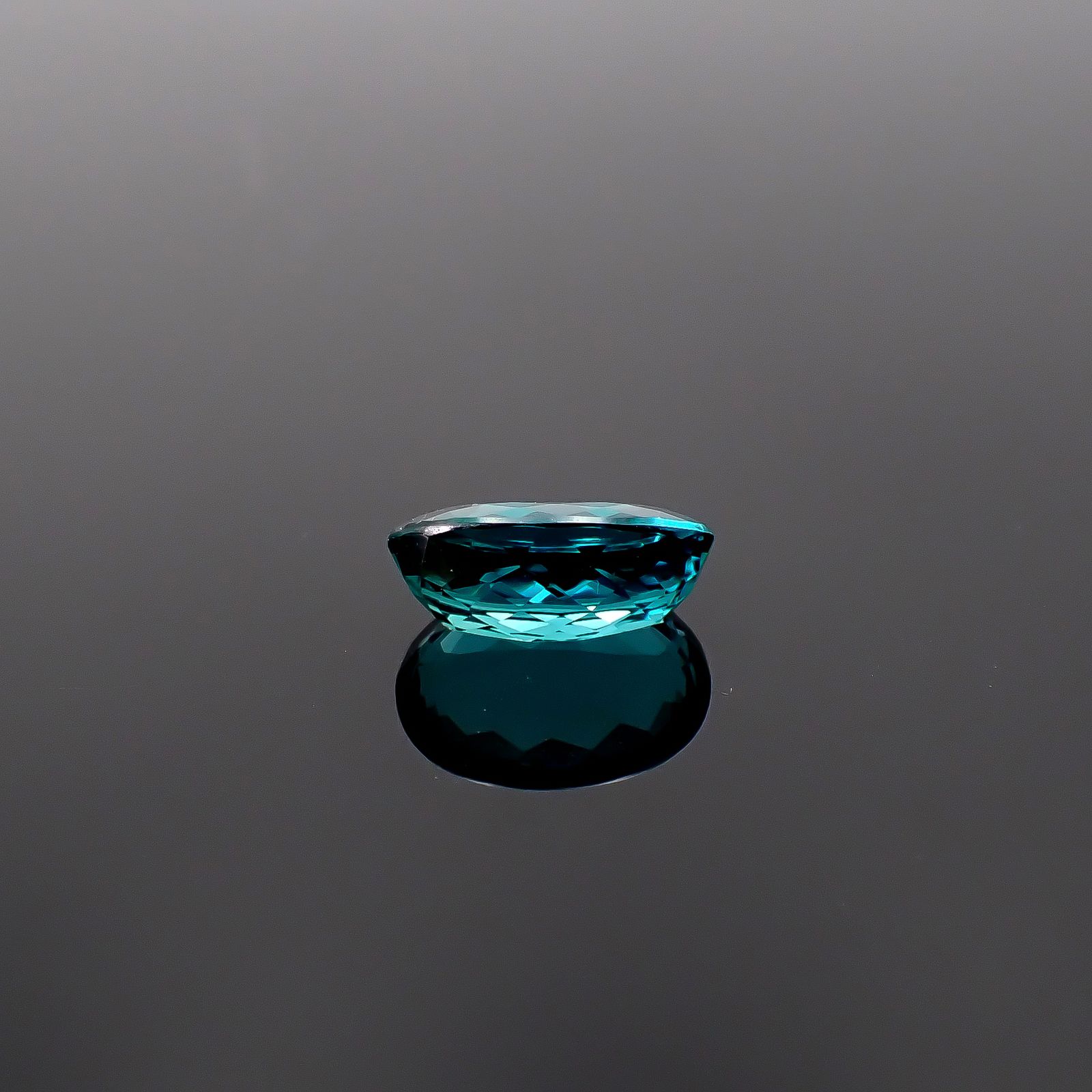 ブルーグリーントルマリン ブラジル産 4.98ct / 13.4x9.4mm前後 [260231783]