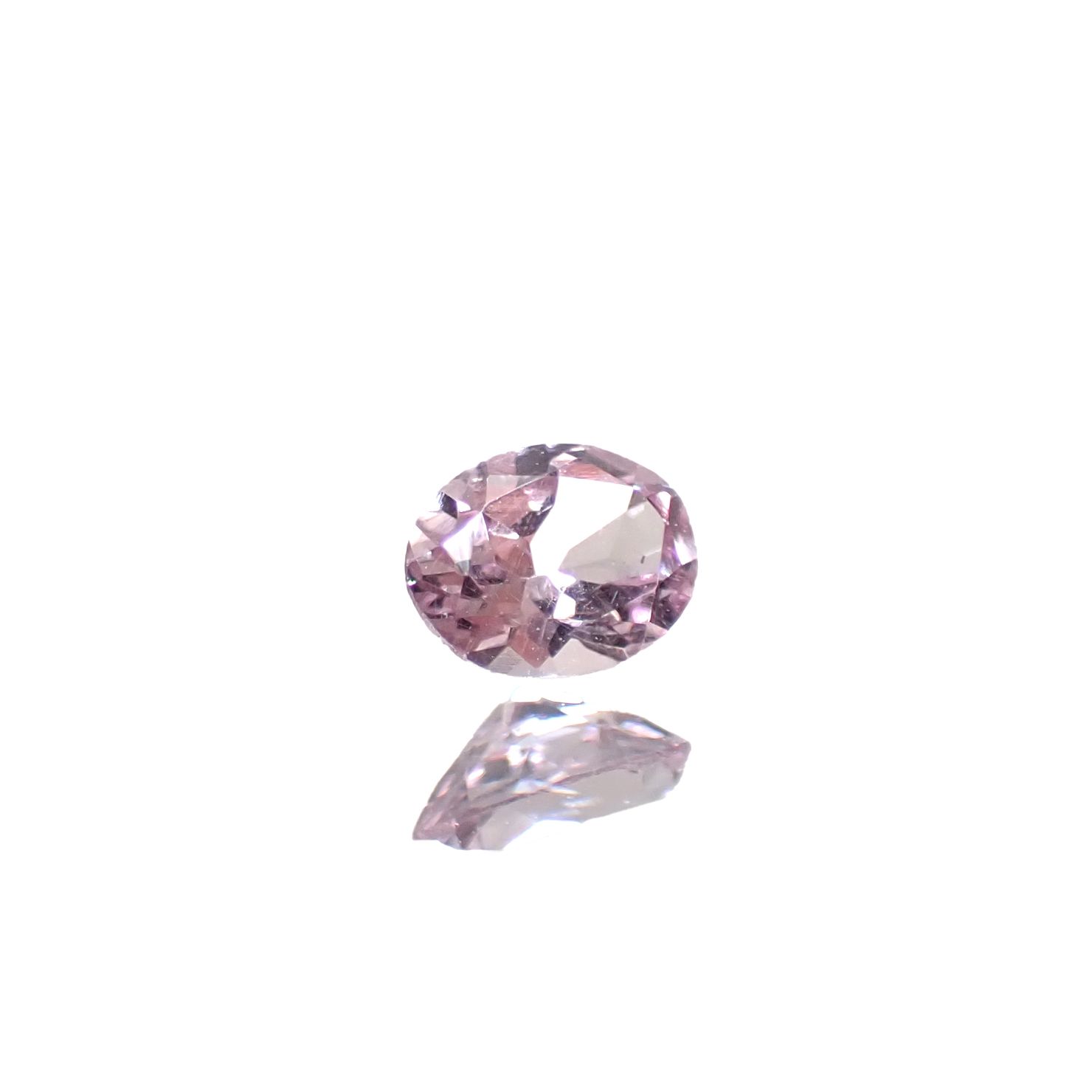 ドラゴンガーネット タンザニア産 0.20ct [250330041]4.1x3.1mm前後
