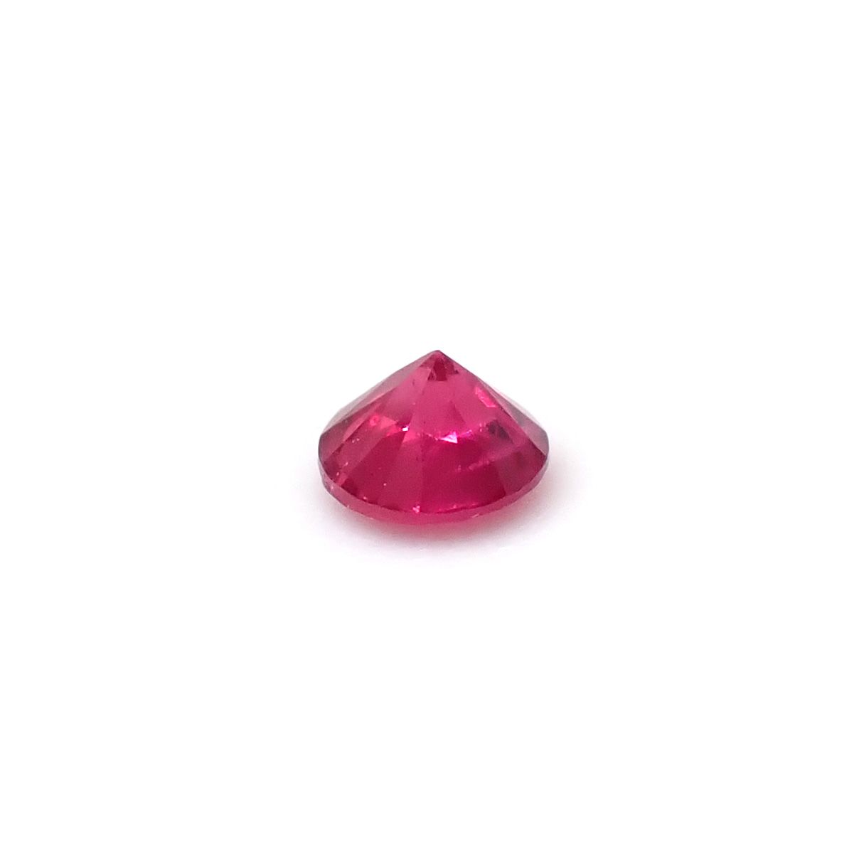 ルビー グリーンランド産 0.13ct / 3x3mm前後 [261033231]