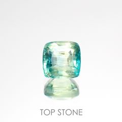 バイカラーカイヤナイト(宝石名カイヤナイト)ネパール産 1.44ct 識別済[220115373]6.1x6mm前後