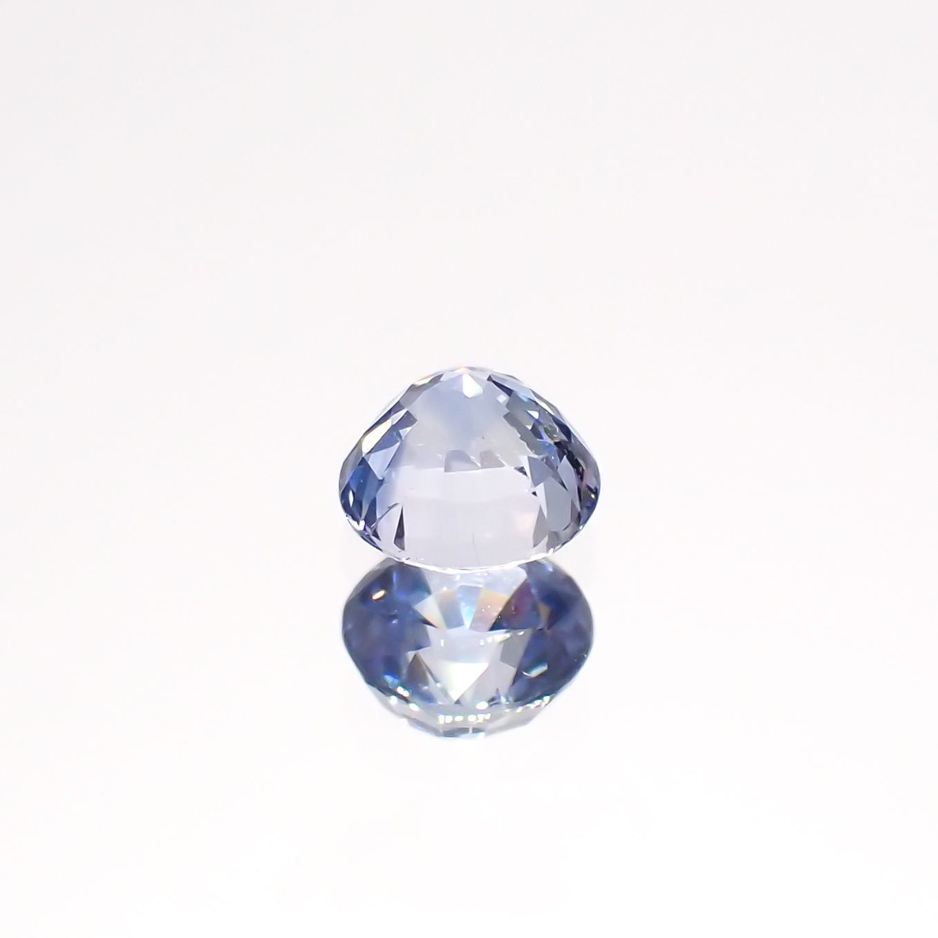 アイスブルーサファイア(宝石名サファイア)スリランカ/マダガスカル産 0.52ct 識別済[220515968]4.5x4.5mm前後