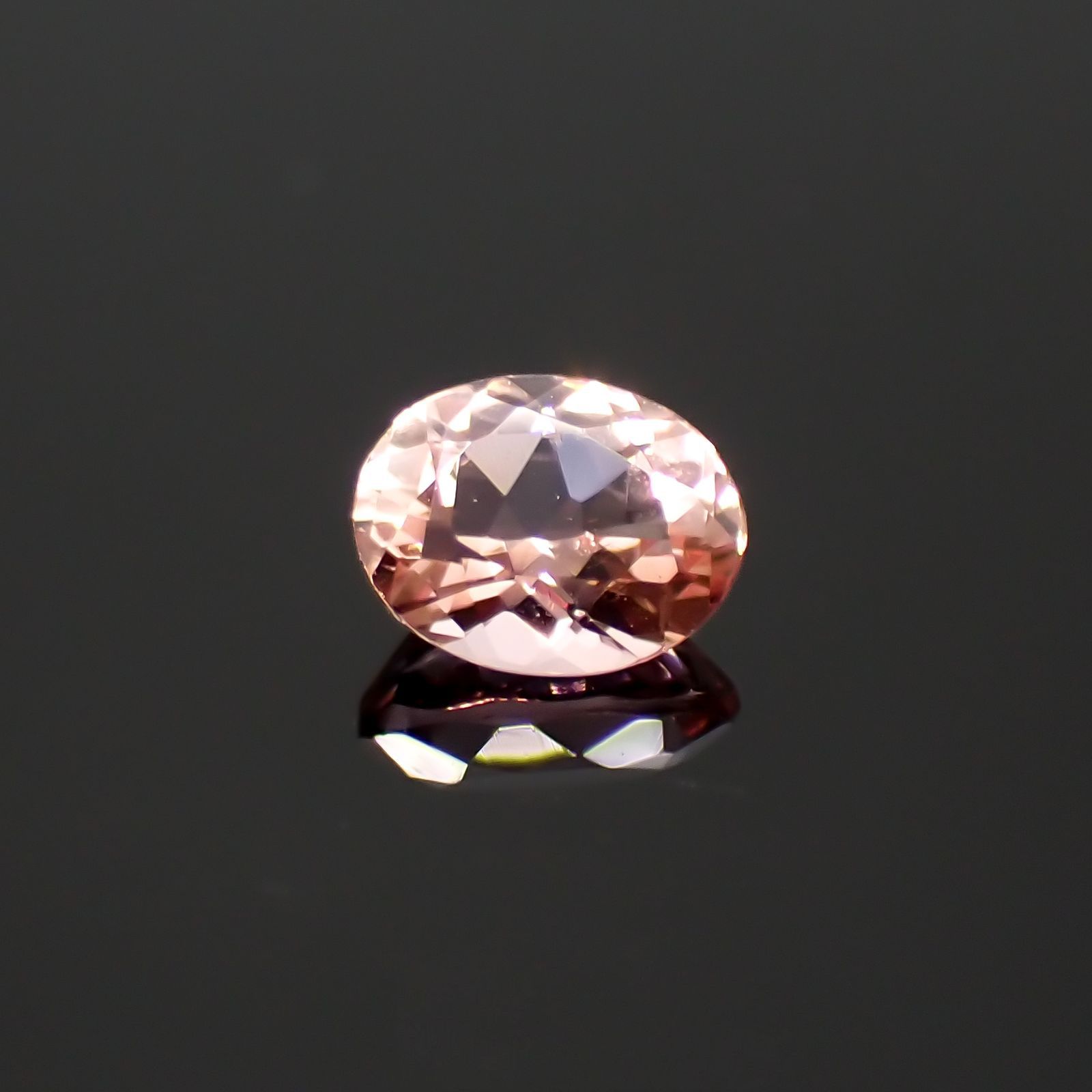 インペリアルトパーズ(宝石名トパーズ)ブラジル産 0.42ct 識別済[220917914]5x3.9mm前後