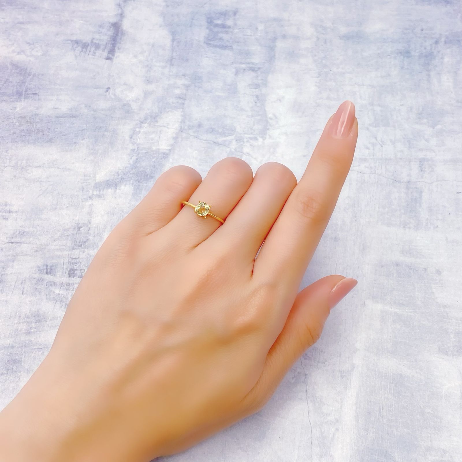 イエローアパタイト メキシコ産 0.58ct [241129472]4.8x4.5mm前後