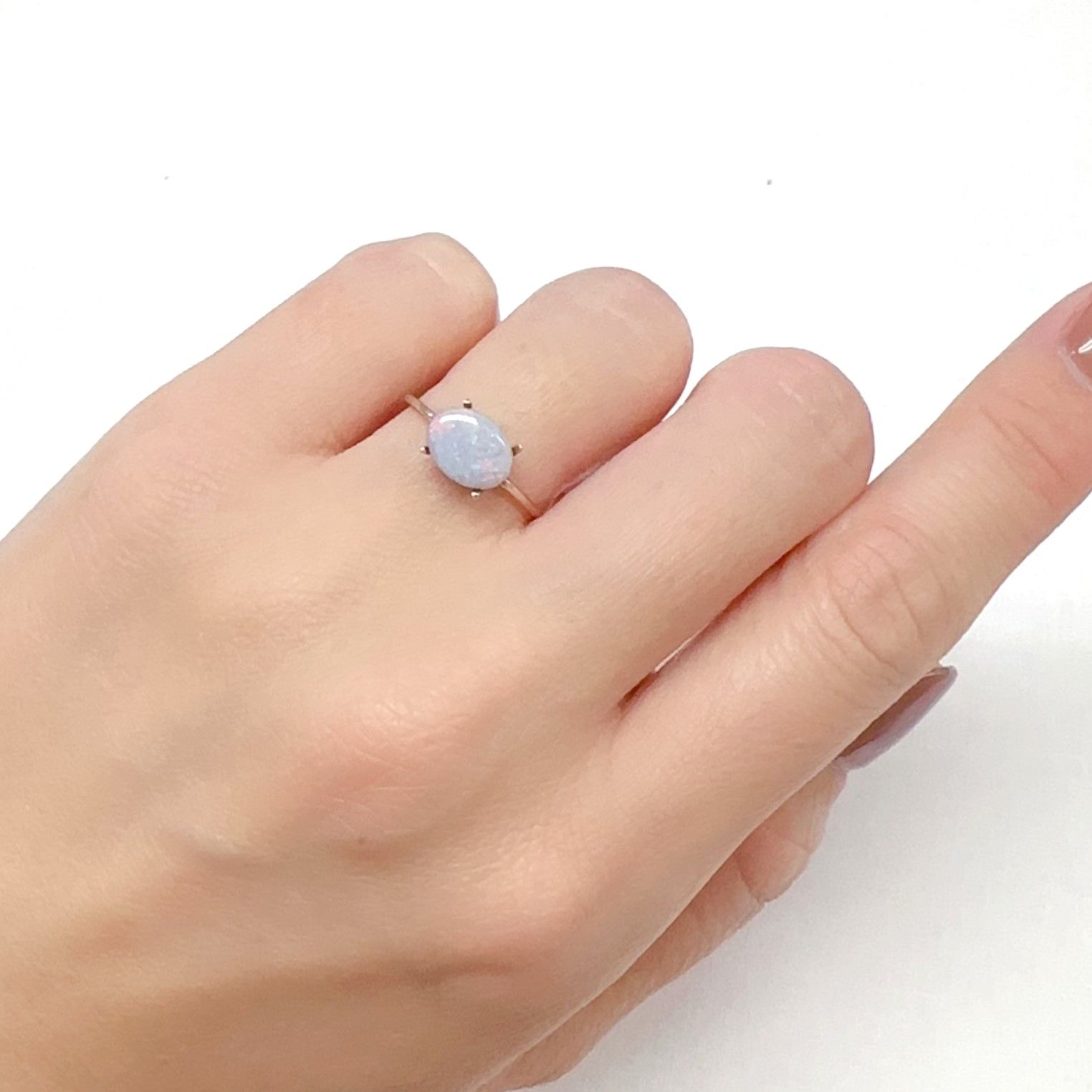 ブラックオパール オーストラリア産 0.87ct[240125281]8.5x6.4mm前後