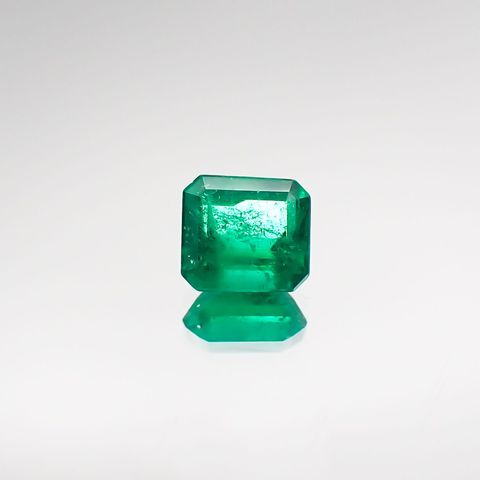 エメラルド(宝石名エメラルド) コロンビア産 0.263ct ソ付(彩珠)[210711711]4.1×3.6mm前後