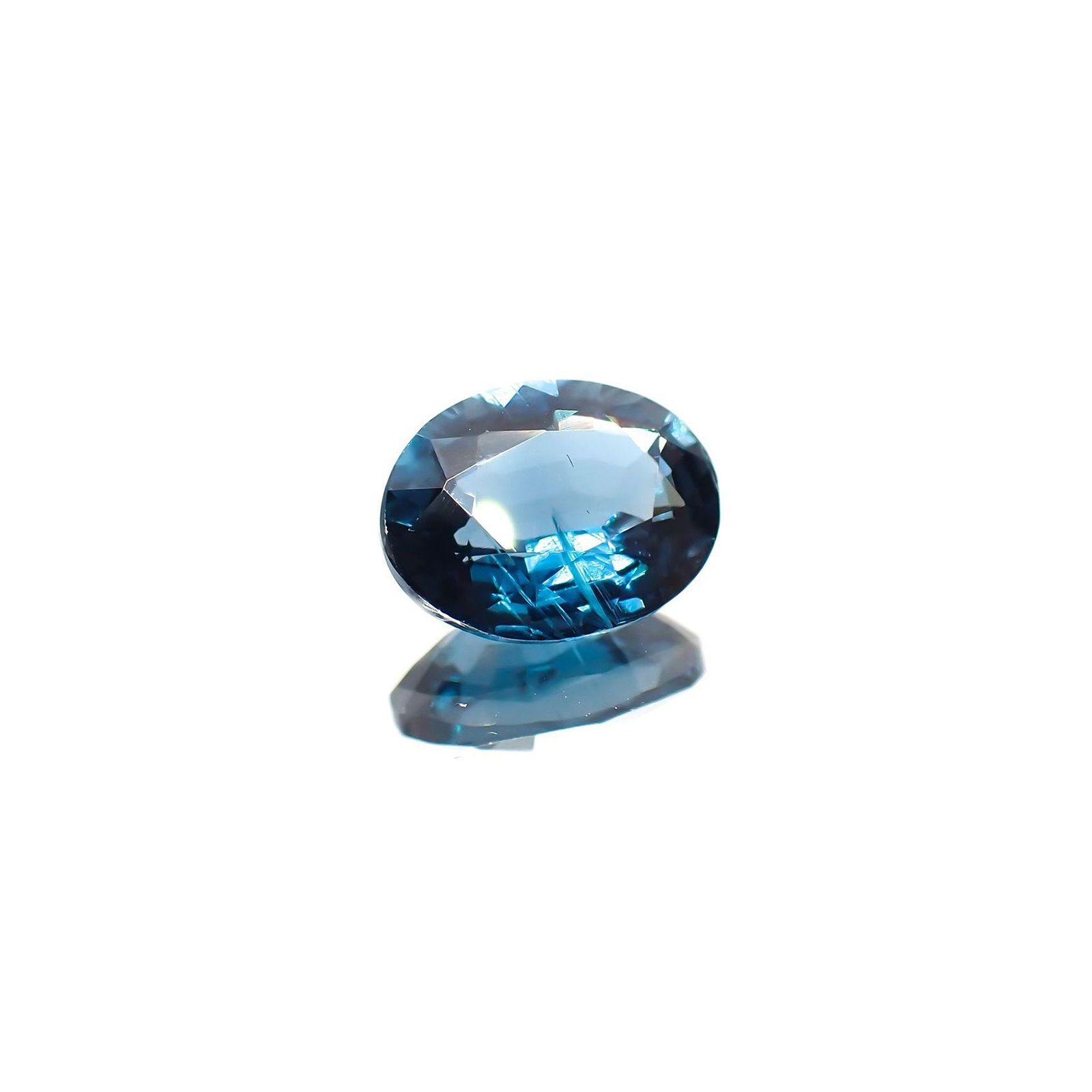 オーシャンブルーカイヤナイト(宝石名カイヤナイト) ネパール産 識別済 2.10ct / 8.8x6.9mm前後 [260610523]