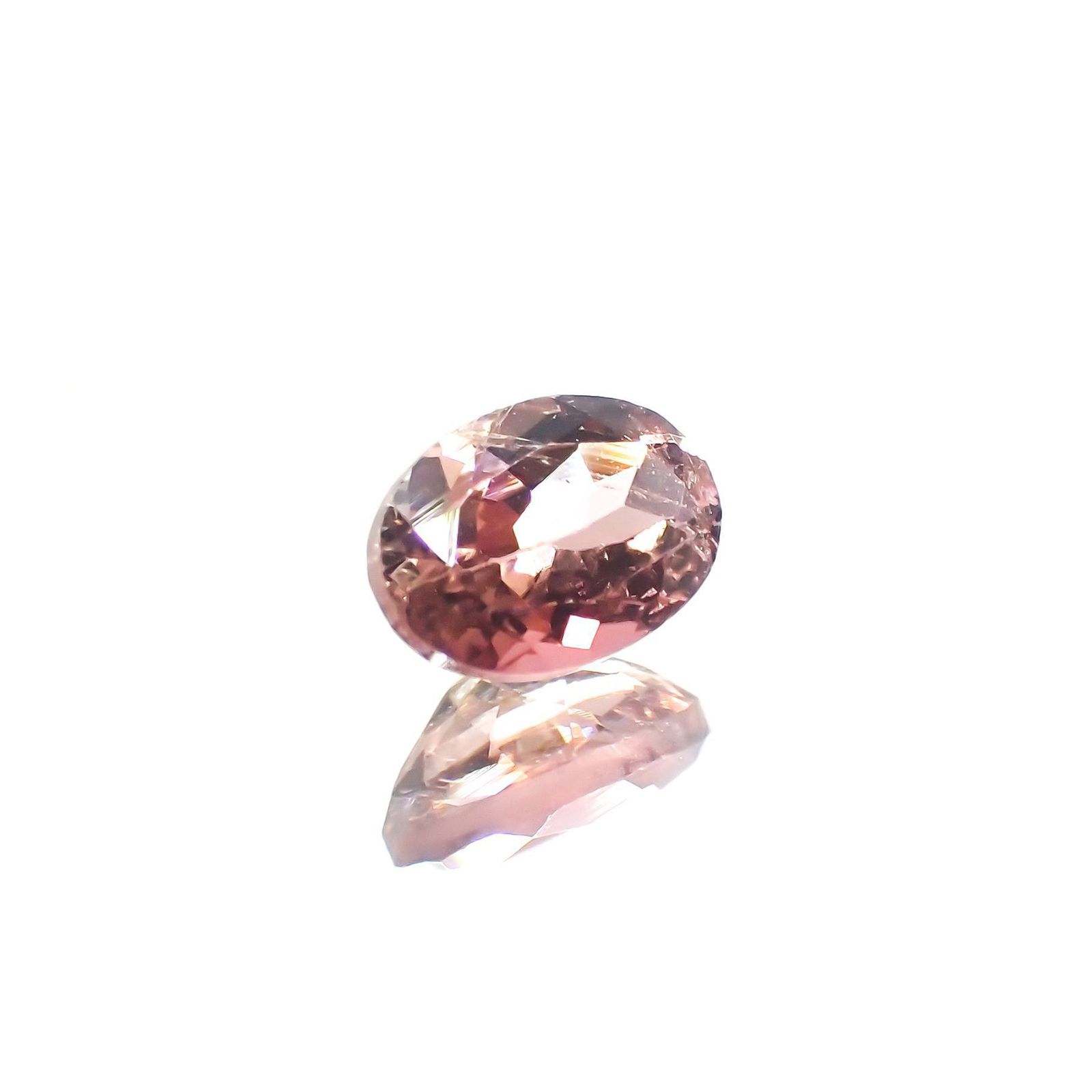 ピンクトルマリン(宝石名ピンク・トルマリン) ブラジル/アフリカ産 0.83ct 識別済[251013559]6.9×4.9mm前後