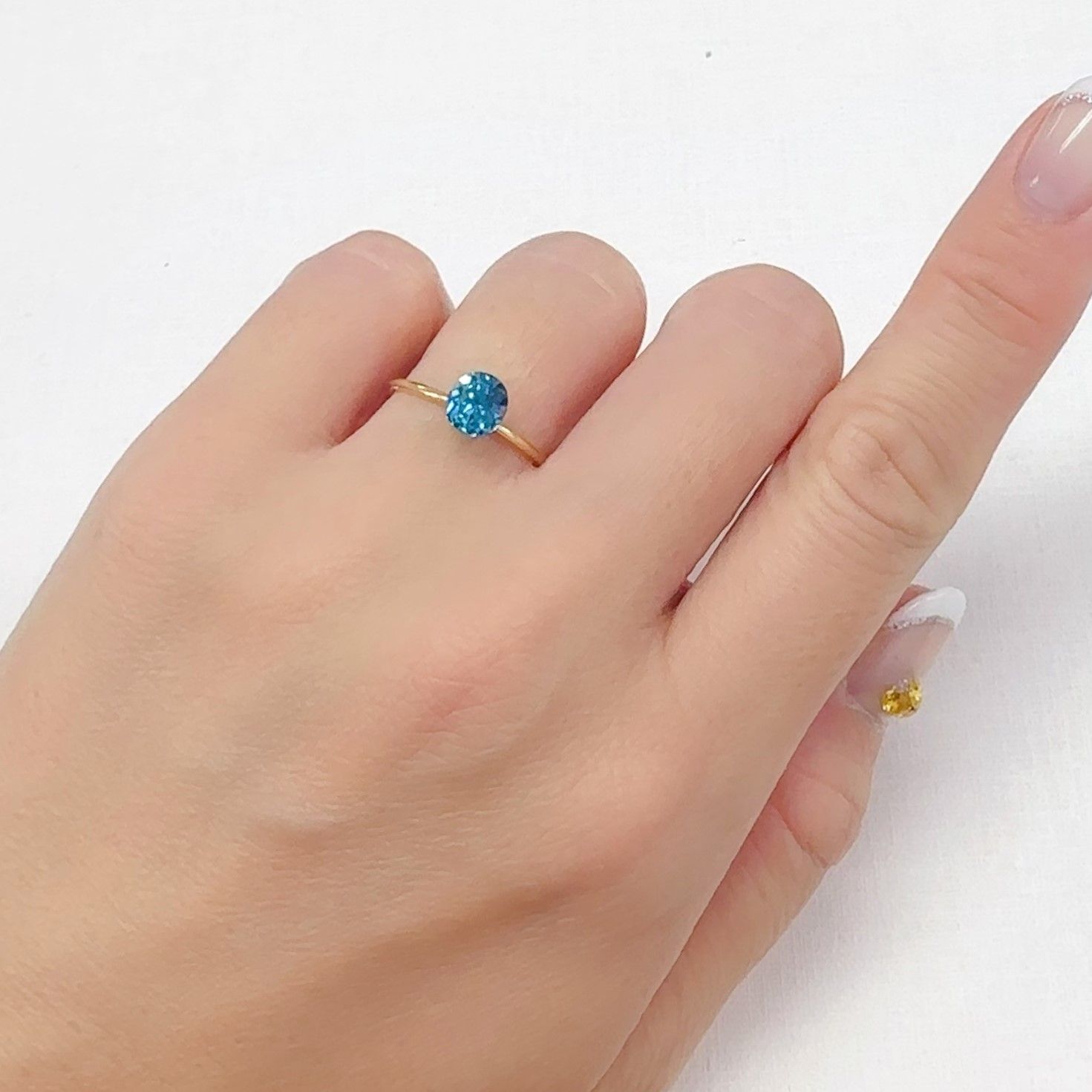 ラタナキリブルージルコン カンボジア産 1.39ct[240728494]6.1x5.6mm前後