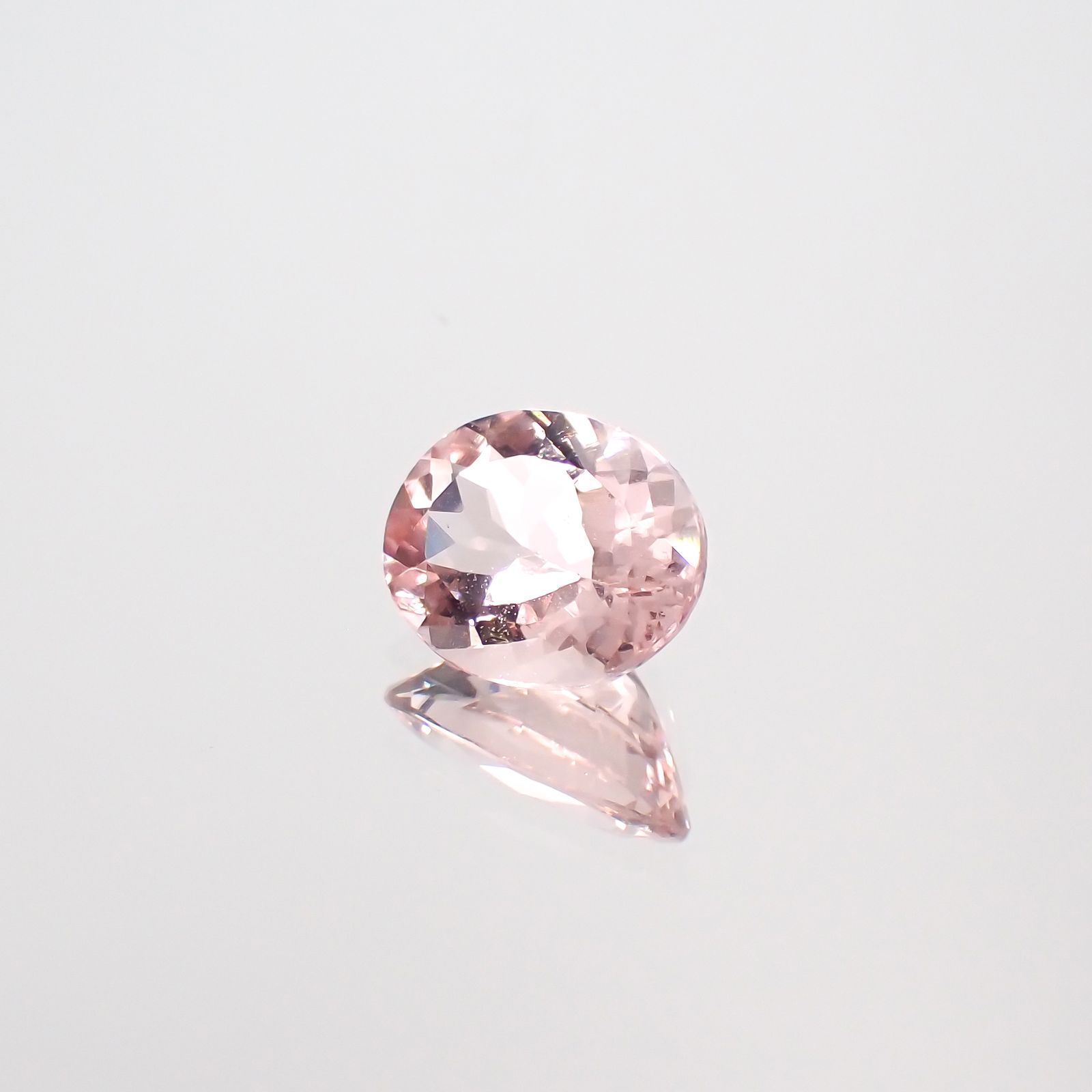 モルガナイト ブラジル/モザンビーク産 2.18ct[231224876]10.1x8.1mm前後