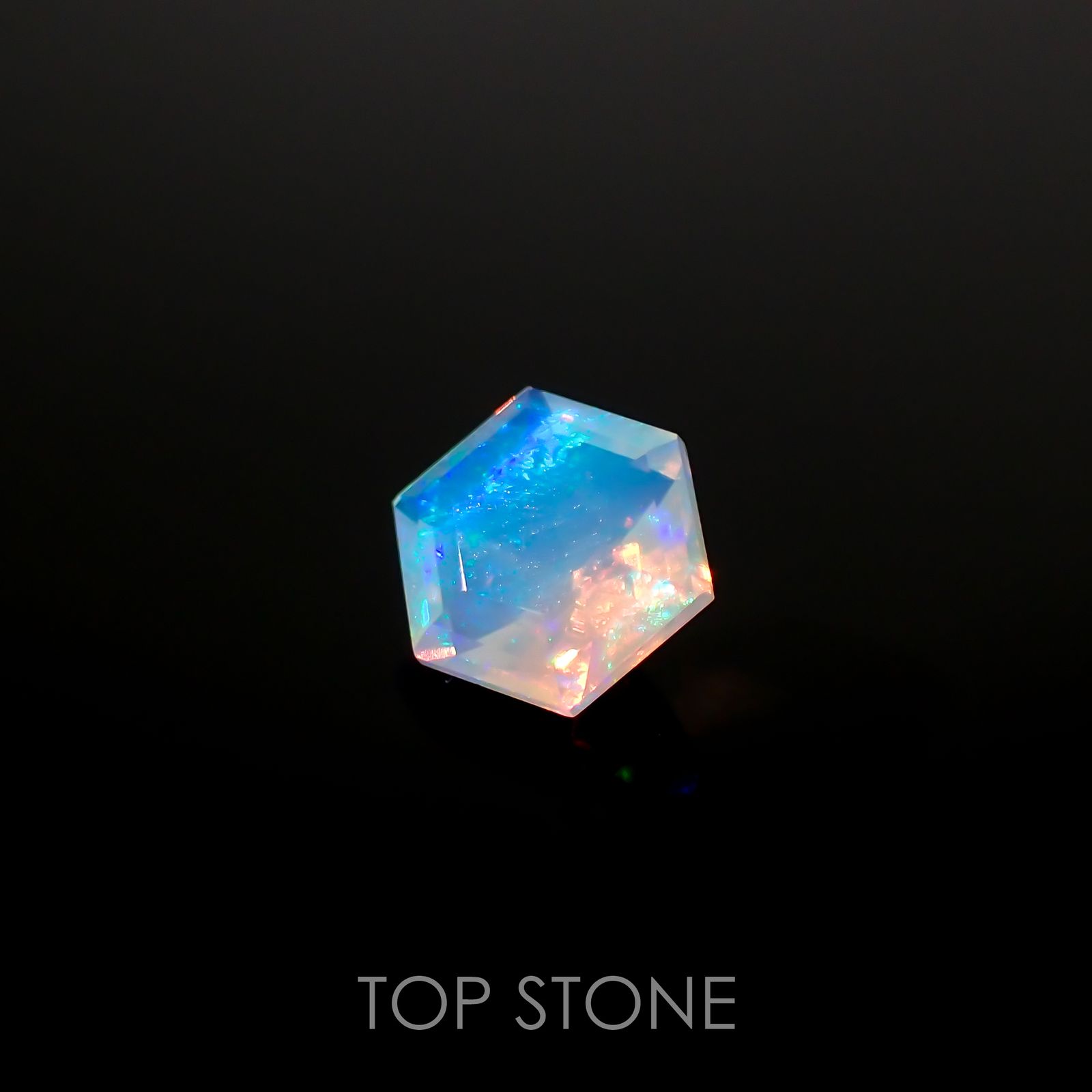 ◇ヘキサゴンカット◇エチオピアオパール(宝石名オパール)エチオピア産 0.28ct 識別済[220115474]4.8x4.8mm前後