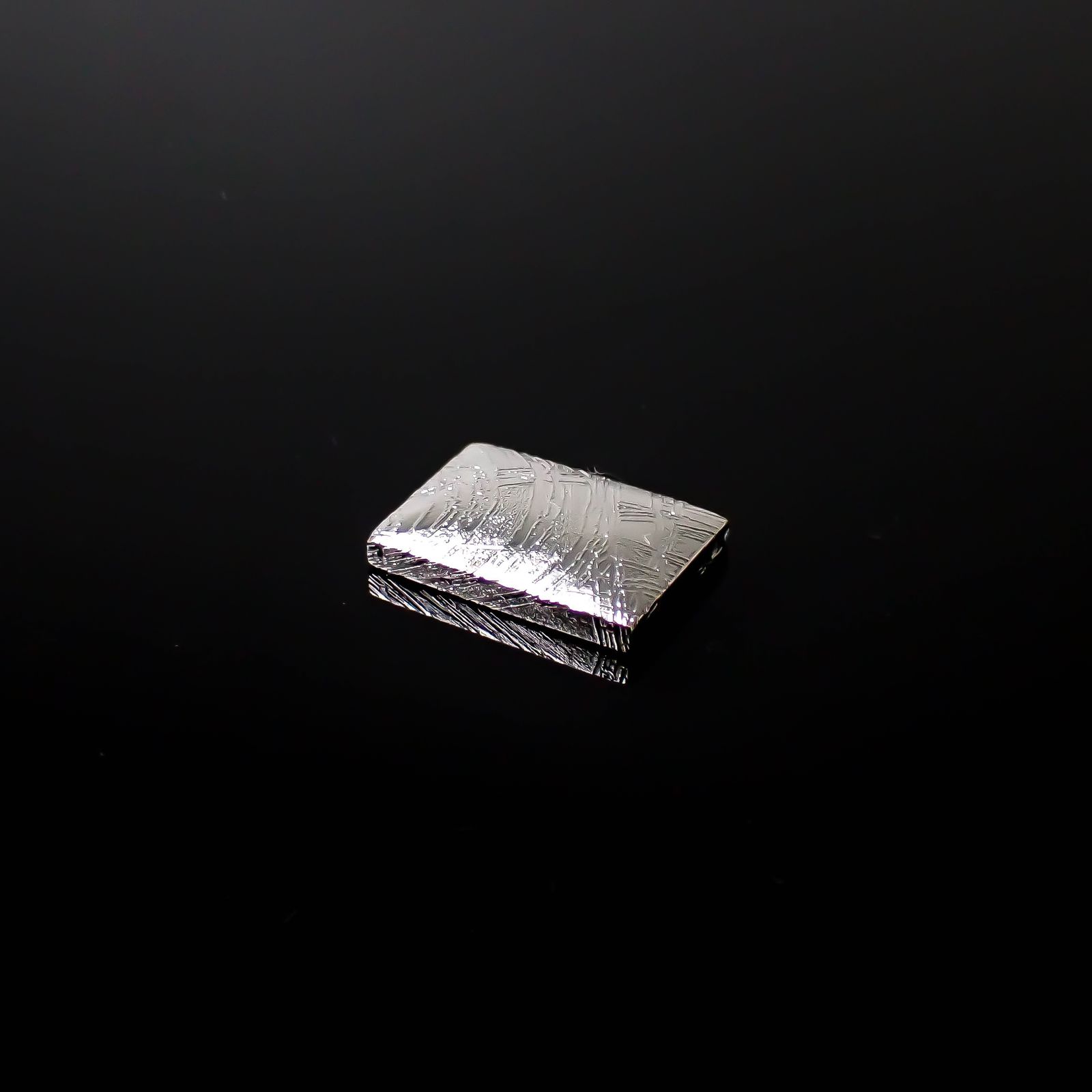 ムオニナルスタ隕石 発見地:スウェーデン 11.98ct[240125785]13.8x9.9mm前後