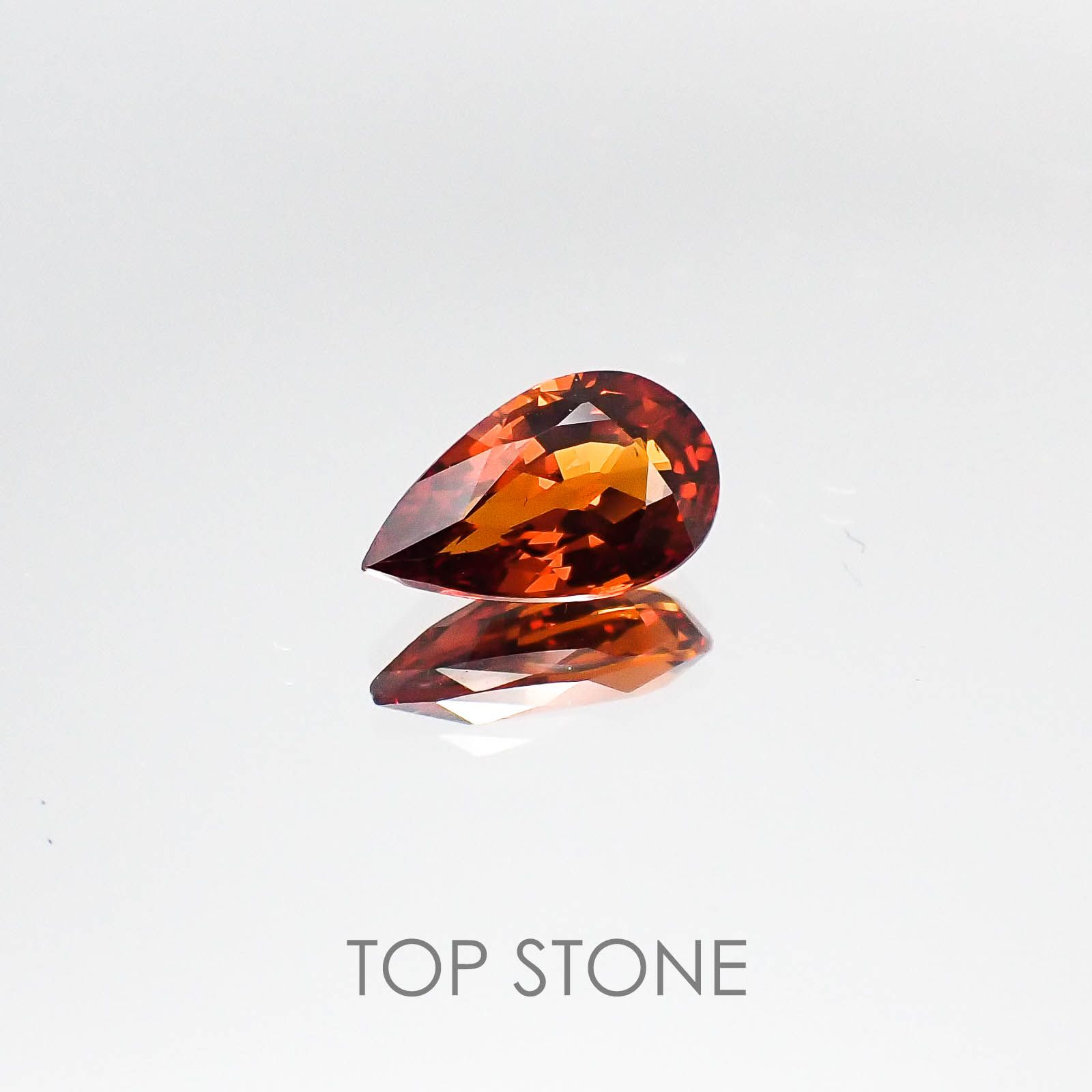 スペサルティンガーネット ナイジェリア産 ルース 1.67ct[20073718]9.4×5.8mm前後
