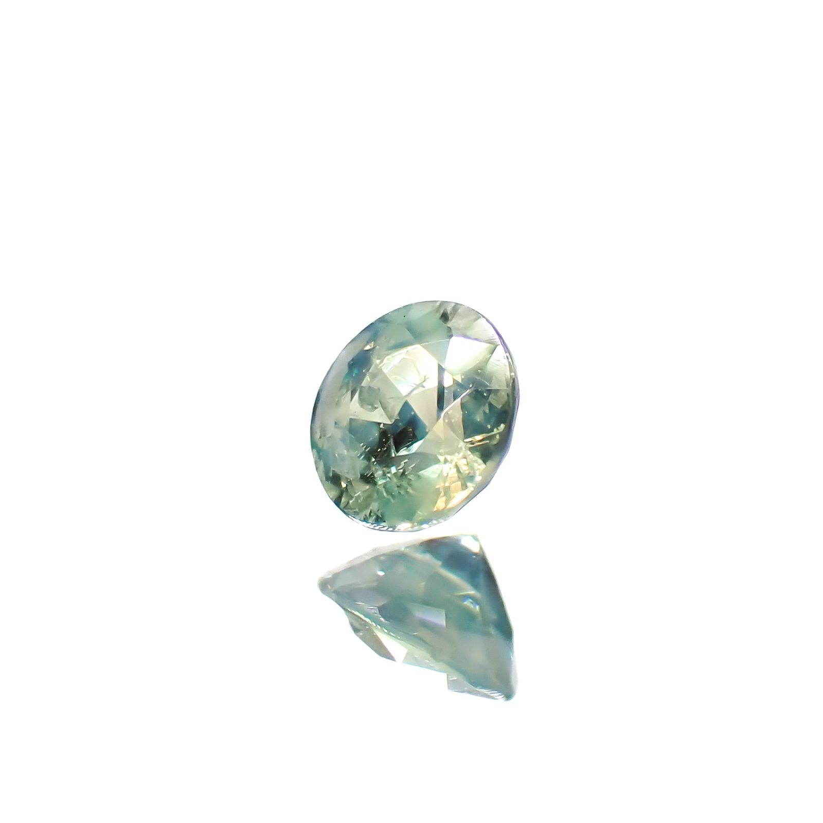 シルキーアレキサンドライト ブラジル・ミナスジェライス州ヘマチタ鉱山産 0.14ct [241129509]3.1x3.1mm前後