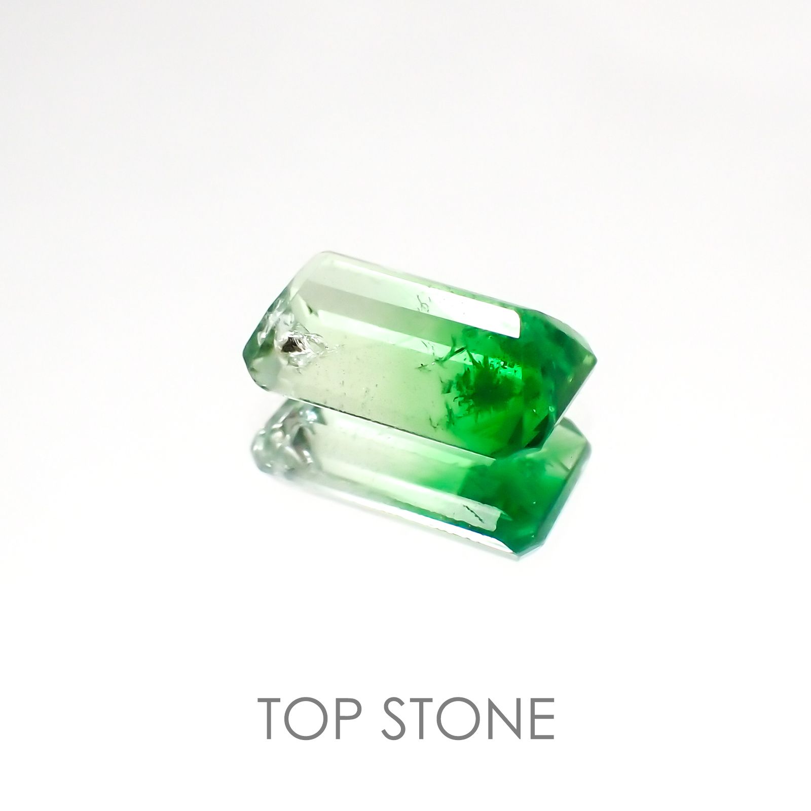 バイカラーツァボライト タンザニア産 ルース 1.82ct[20128483]8.7×5.4mm前後