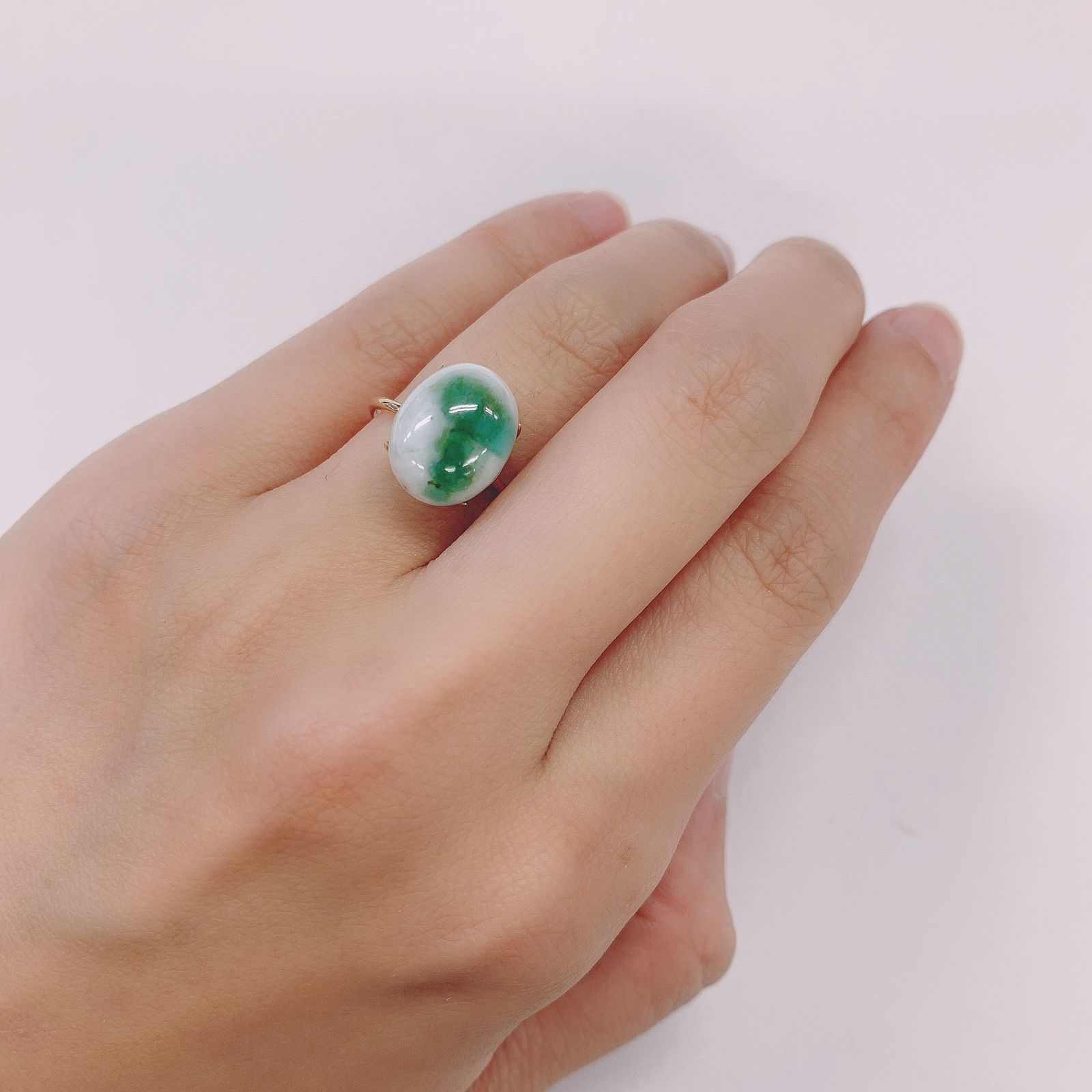 マトリックスエメラルド(エメラルドインクォーツ/フェルドスパー) ブラジル産 5.17ct[210812261]12.8×10mm前後