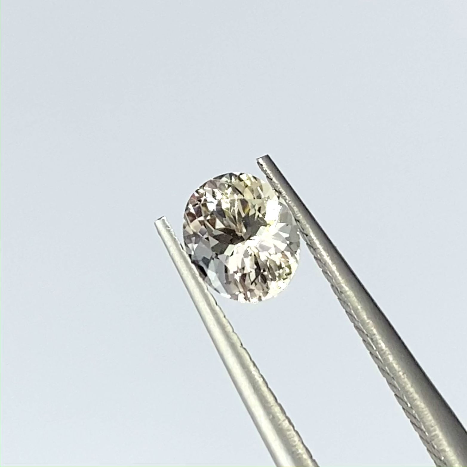 ゾイサイト 非加熱(宝石名ゾイサイト)タンザニア産 0.846ct ソ付
