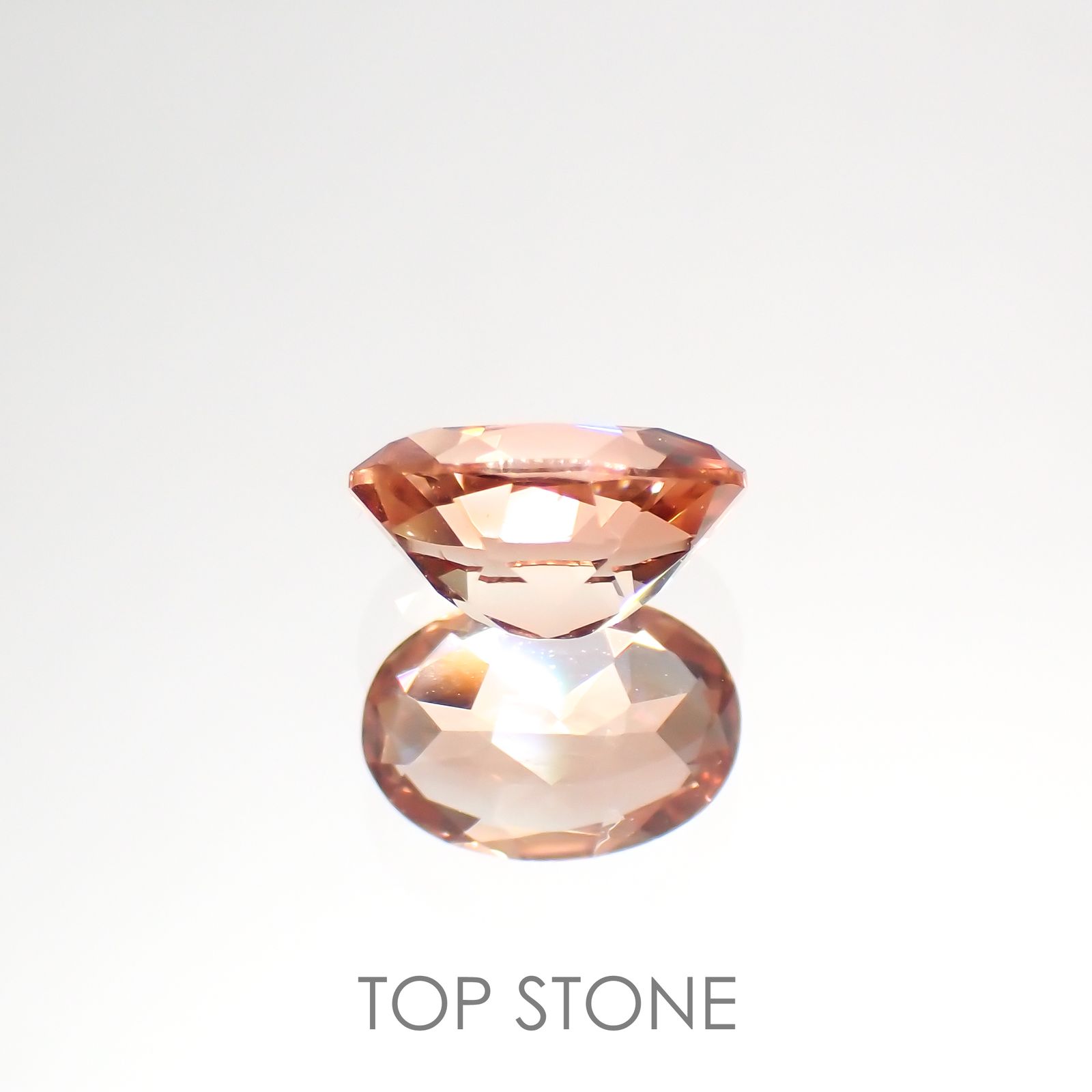オレゴンサンストーン(宝石名ラブラドライト) アメリカ・オレゴン州産 0.58ct 識別済[20128875]6.5×4.5mm前後