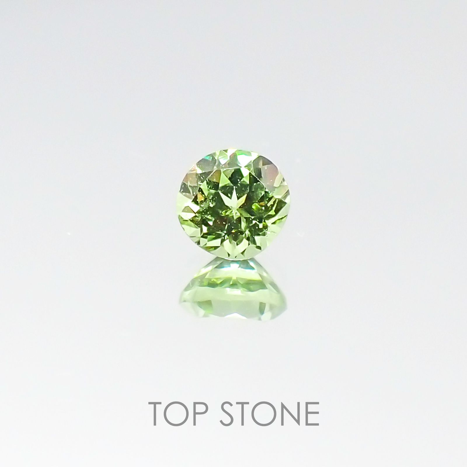 ミントガーネット ケニア産 ルース 0.32ct[20106119]3.9×3.8mm前後