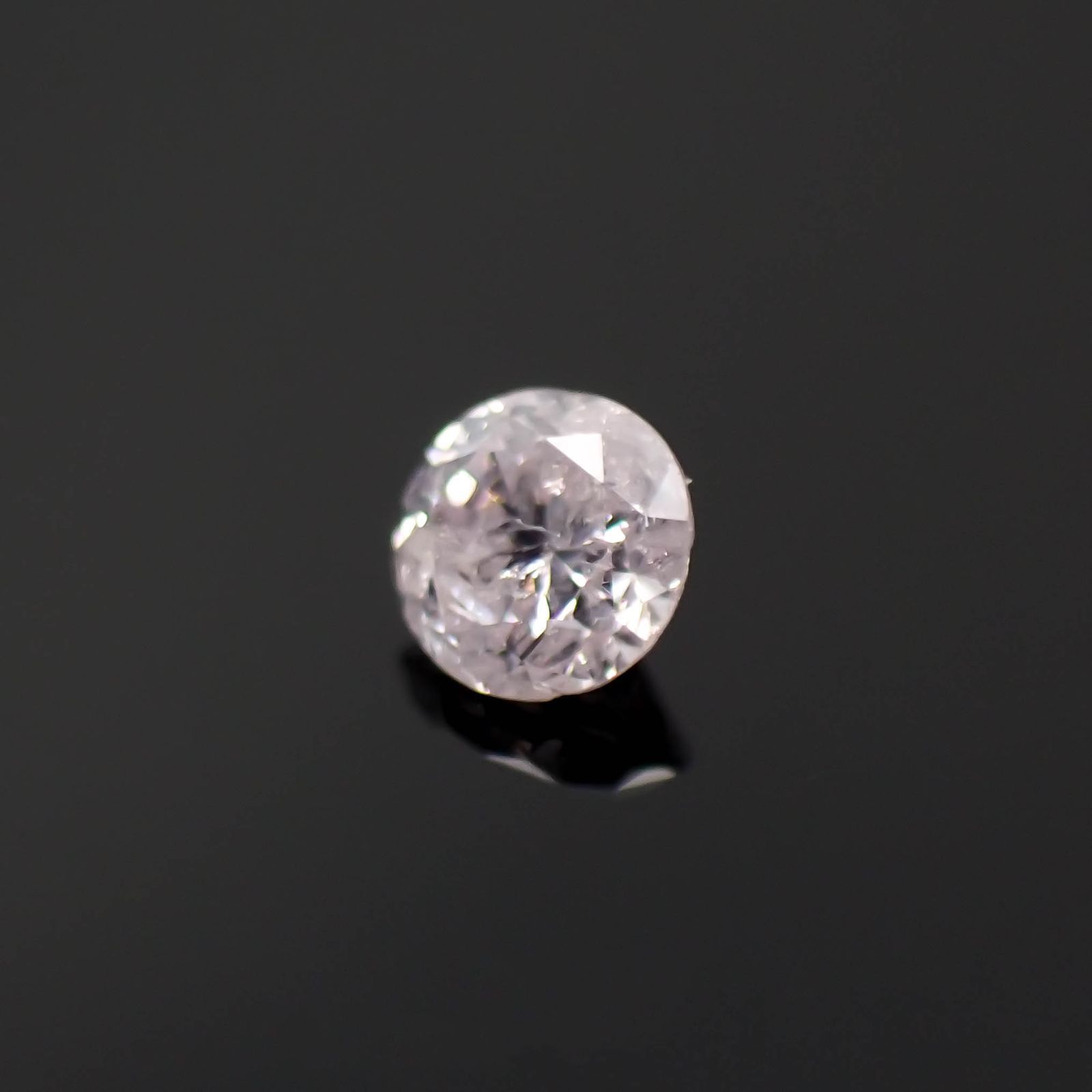 ピンクダイヤモンド(宝石名ダイアモンド I-3/VERY LIGHT PURPLE PINK) 0.065ct ソ付(CGL)[230120141]2.5x2.54mm前後
