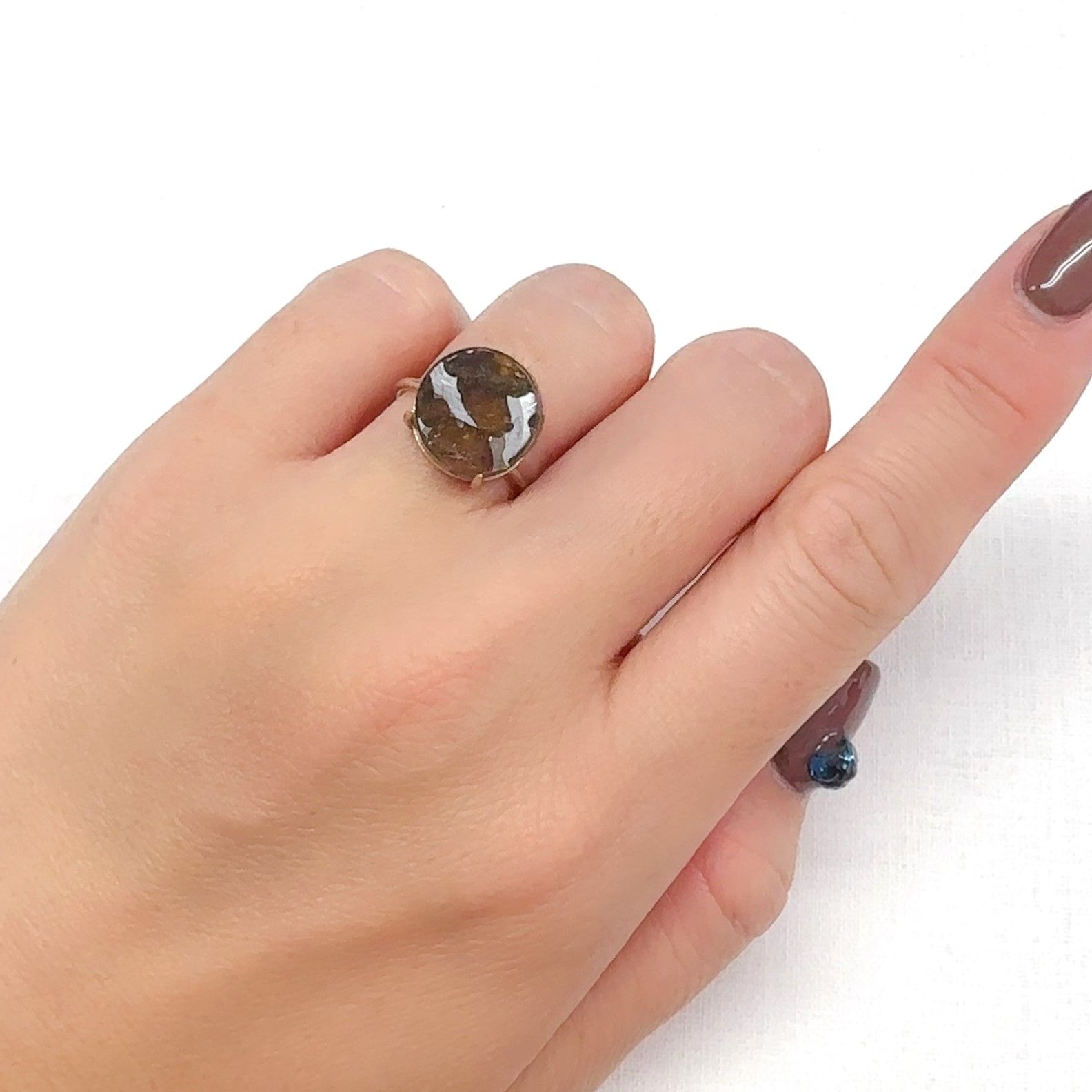パラサイト隕石Sericho トリプレット 発見地:ケニア 5.57ct[240125726]12.1x12mm前後