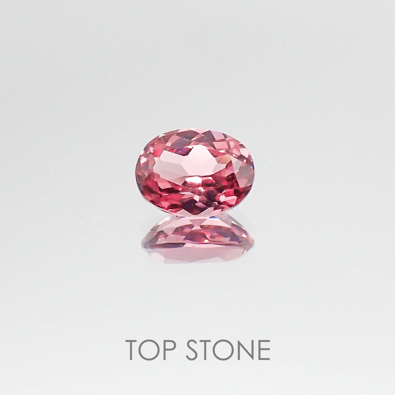 カラーチェンジマラヤガーネット タンザニア産 ルース 0.9ct[20074278]6.5×4.9mm前後