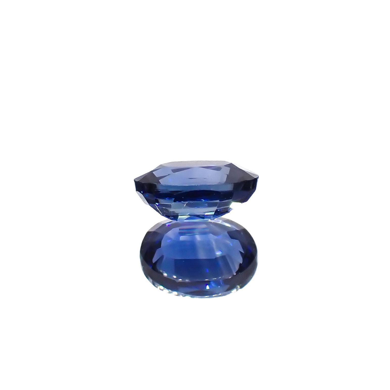 サファイア(宝石名サファイア)スリランカ/マダガスカル産 0.74ct 識別済[230120243]6.1x4.5mm前後