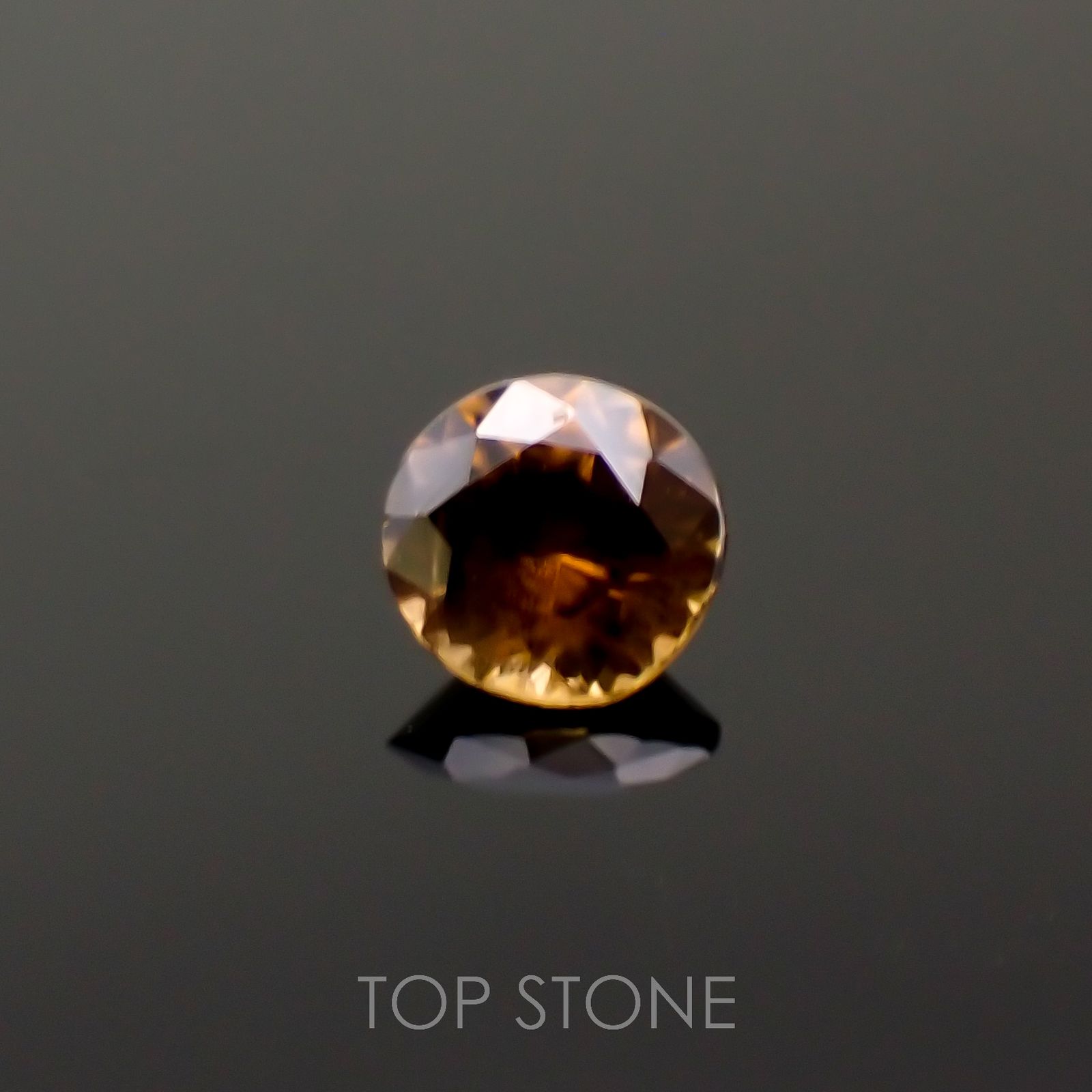 キャシテライト(宝石名キャシテライト)ボリビア産 0.44ct 識別済[221018669]3.9x3.8mm前後