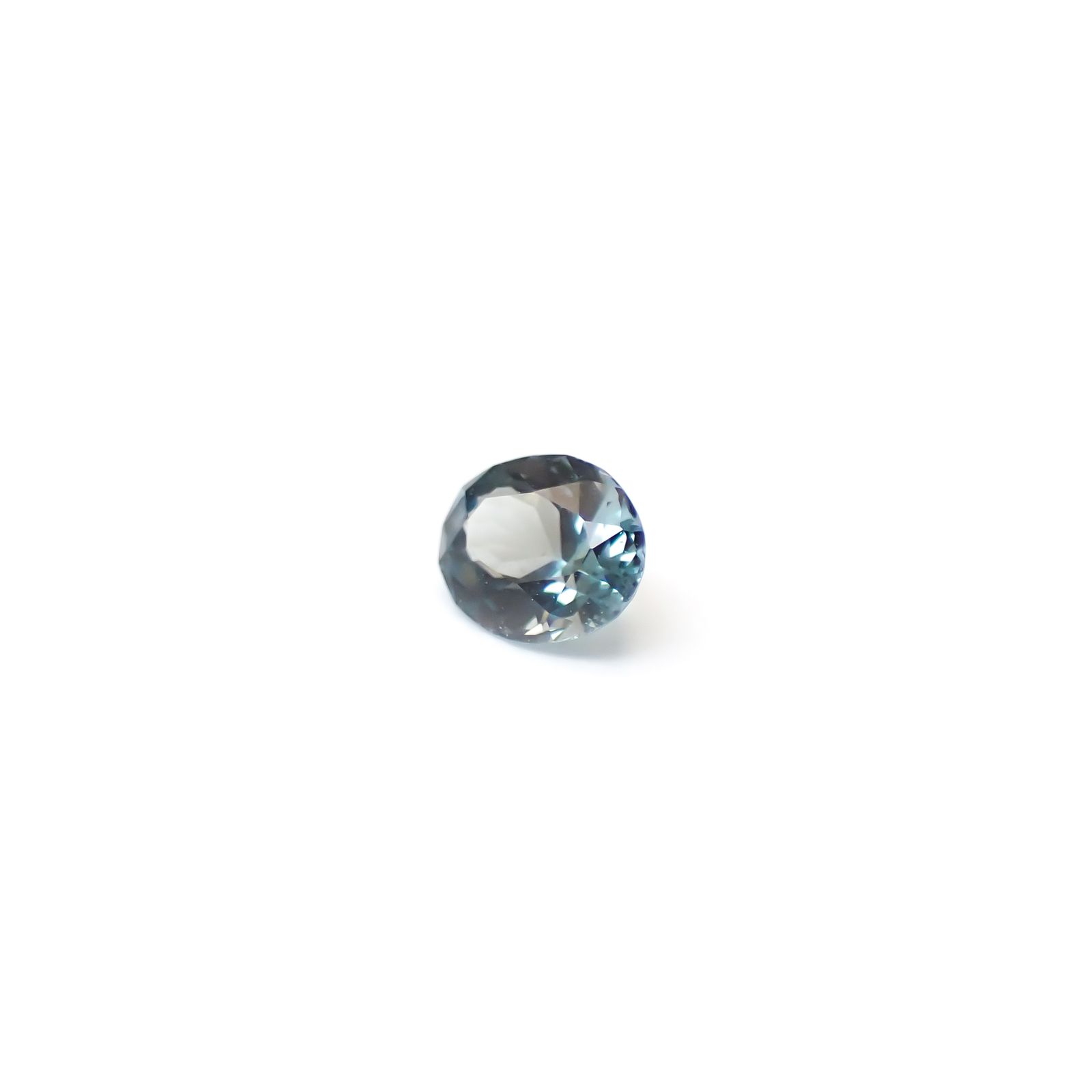 サファリン スリランカ産 0.14ct / 3.6x2.8mm前後 [260432049]