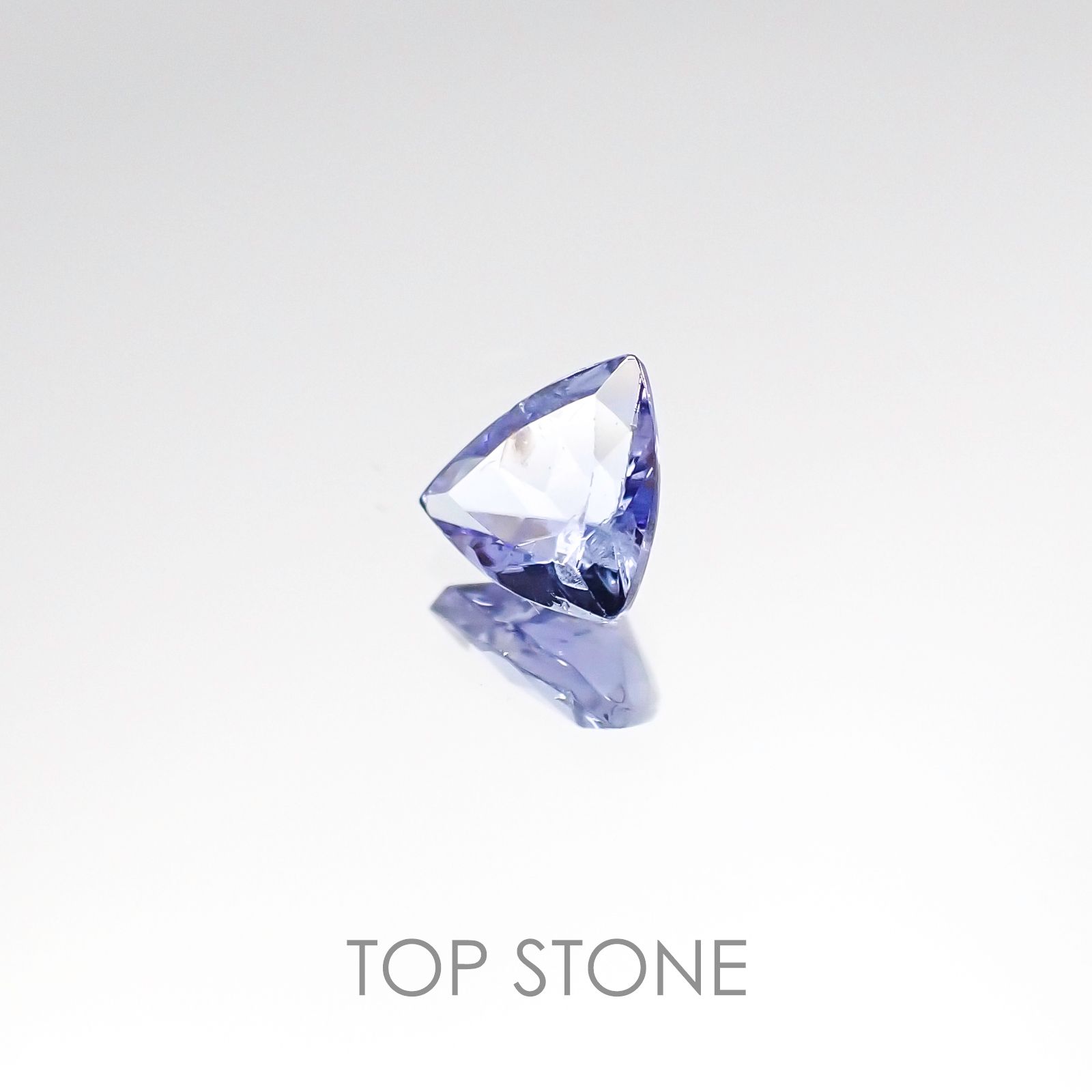 タンザナイト(ゾイサイト) タンザニア産 ルース 0.36ct[20106551]4.9×4.9mm前後