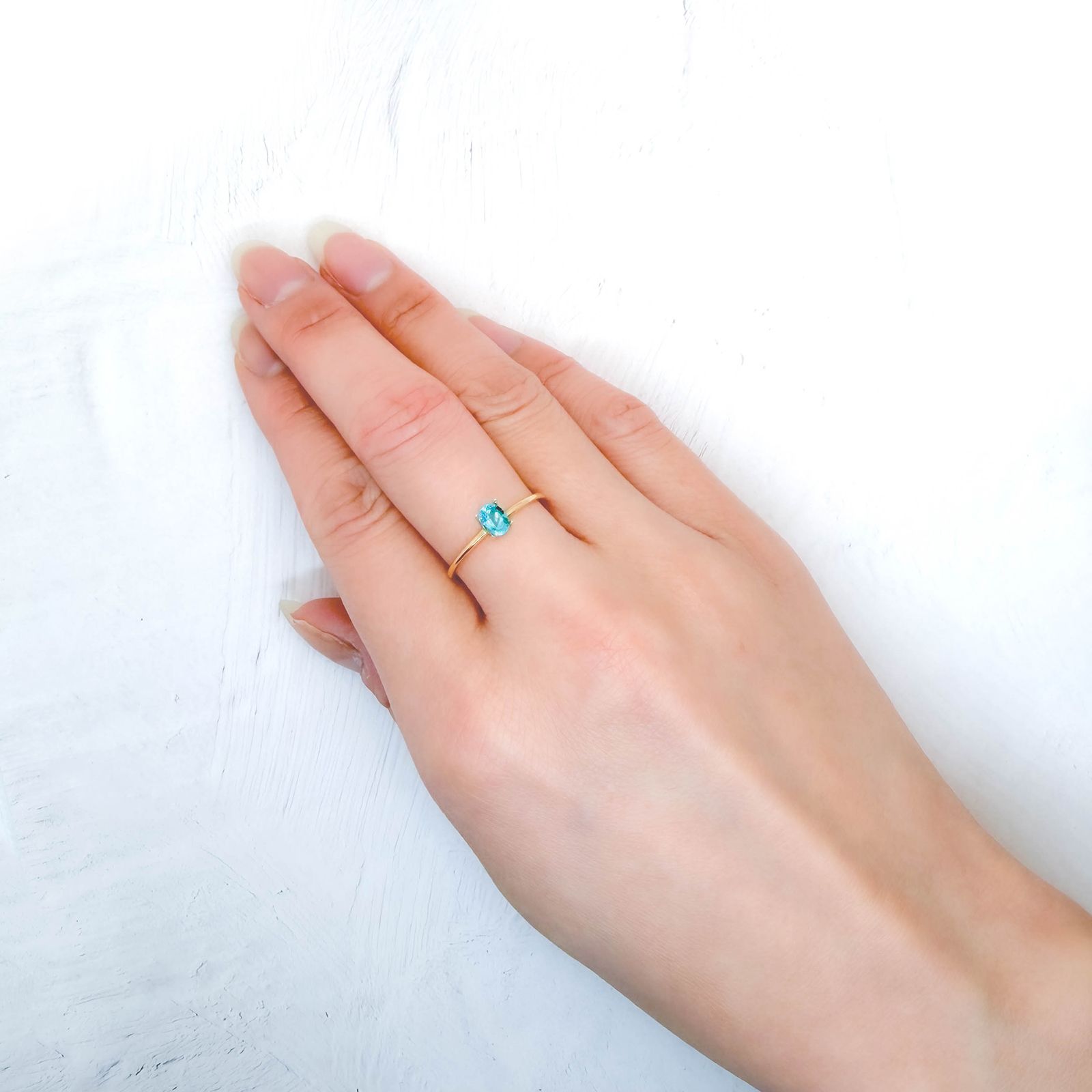 パライバトルマリン(宝石名宝石名トルマリン/別名パライバ・トルマリン)ブラジル・キントス鉱山産 GIA鑑付 0.37ct / 5.07x3.87mm前後 [260331939]