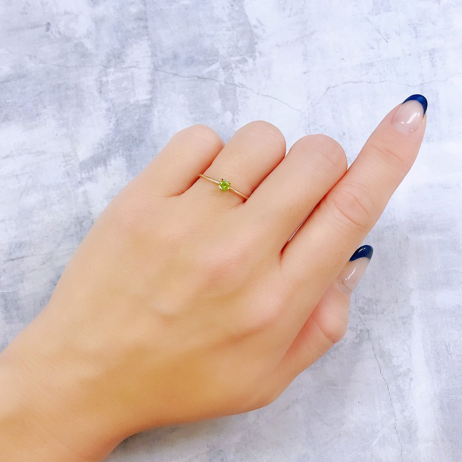 デマントイドガーネット(宝石名デマントイド・ガーネット)ロシア産 0.18ct 識別済[221119166]3.4x3.4mm前後