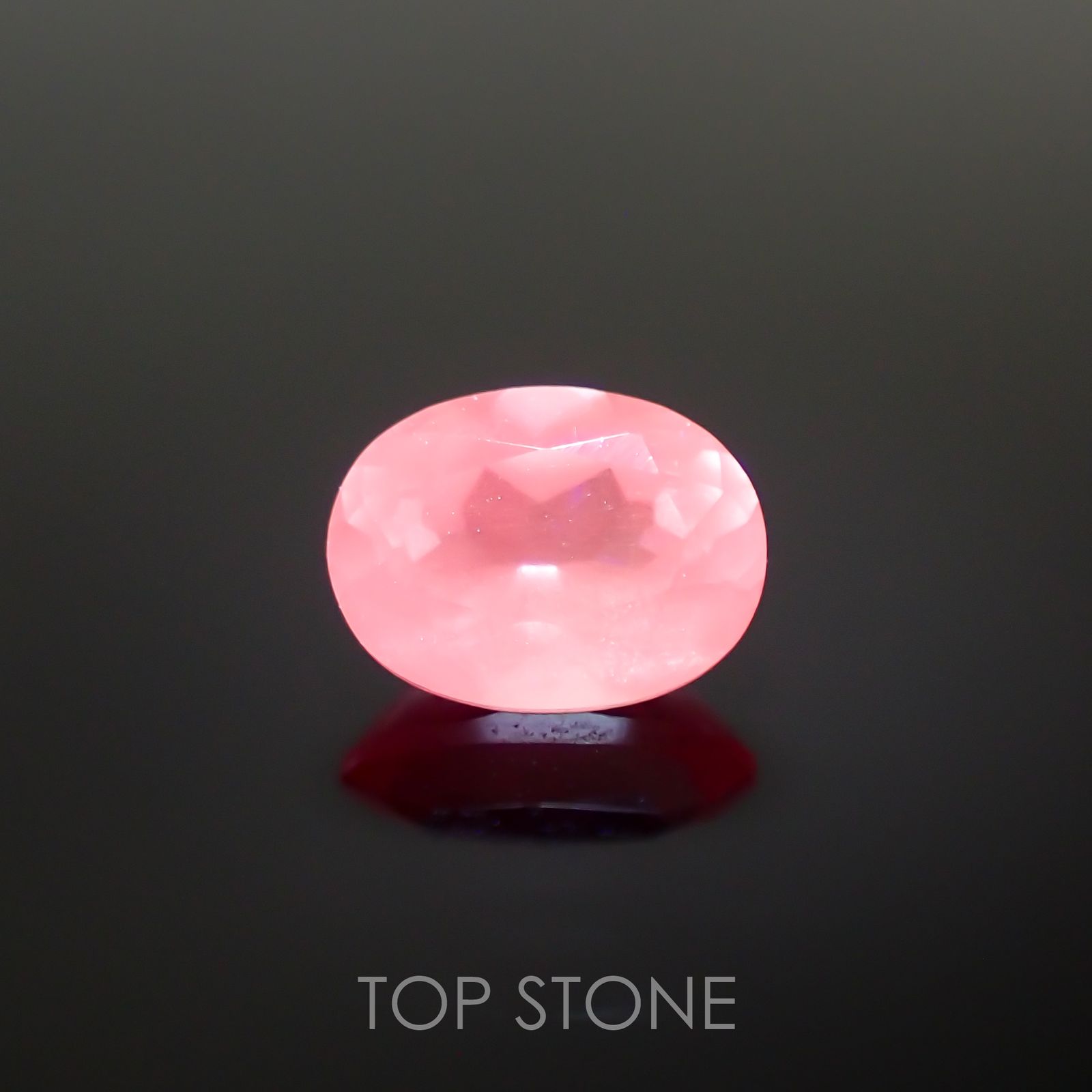 シルキーピンクスピネル(宝石名ピンク・スピネル) タンザニア産 0.64ct 識別済[210812905]6×4.4mm前後