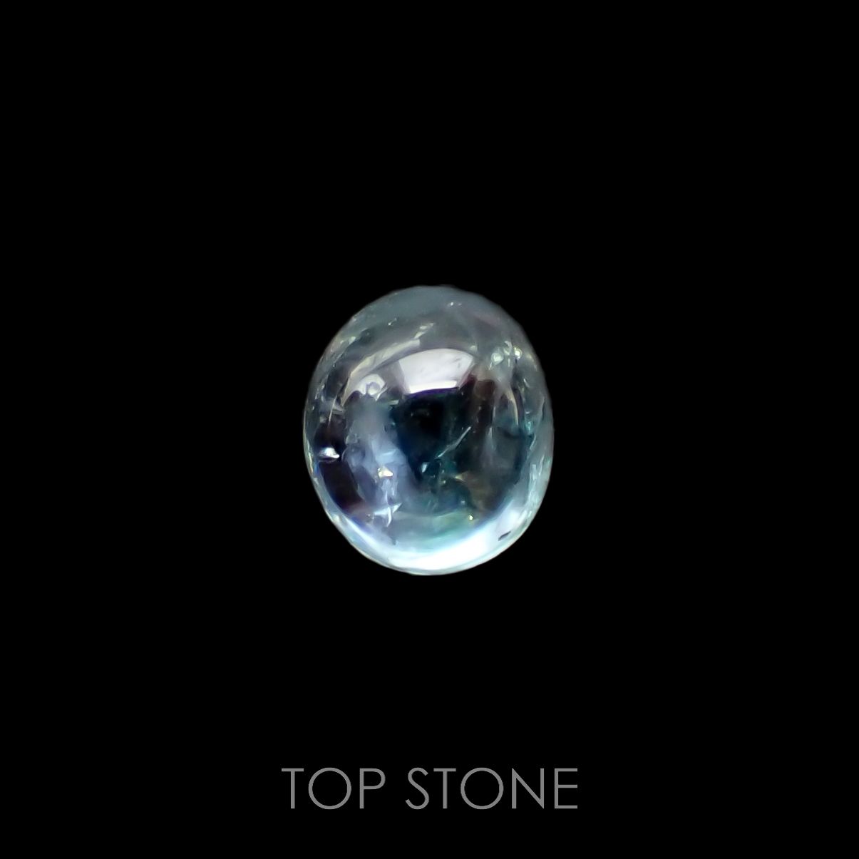 ブルーコーネルピン(宝石名コーネルピン)タンザニア産 0.30ct 識別済[220616290]4x3.4mm前後