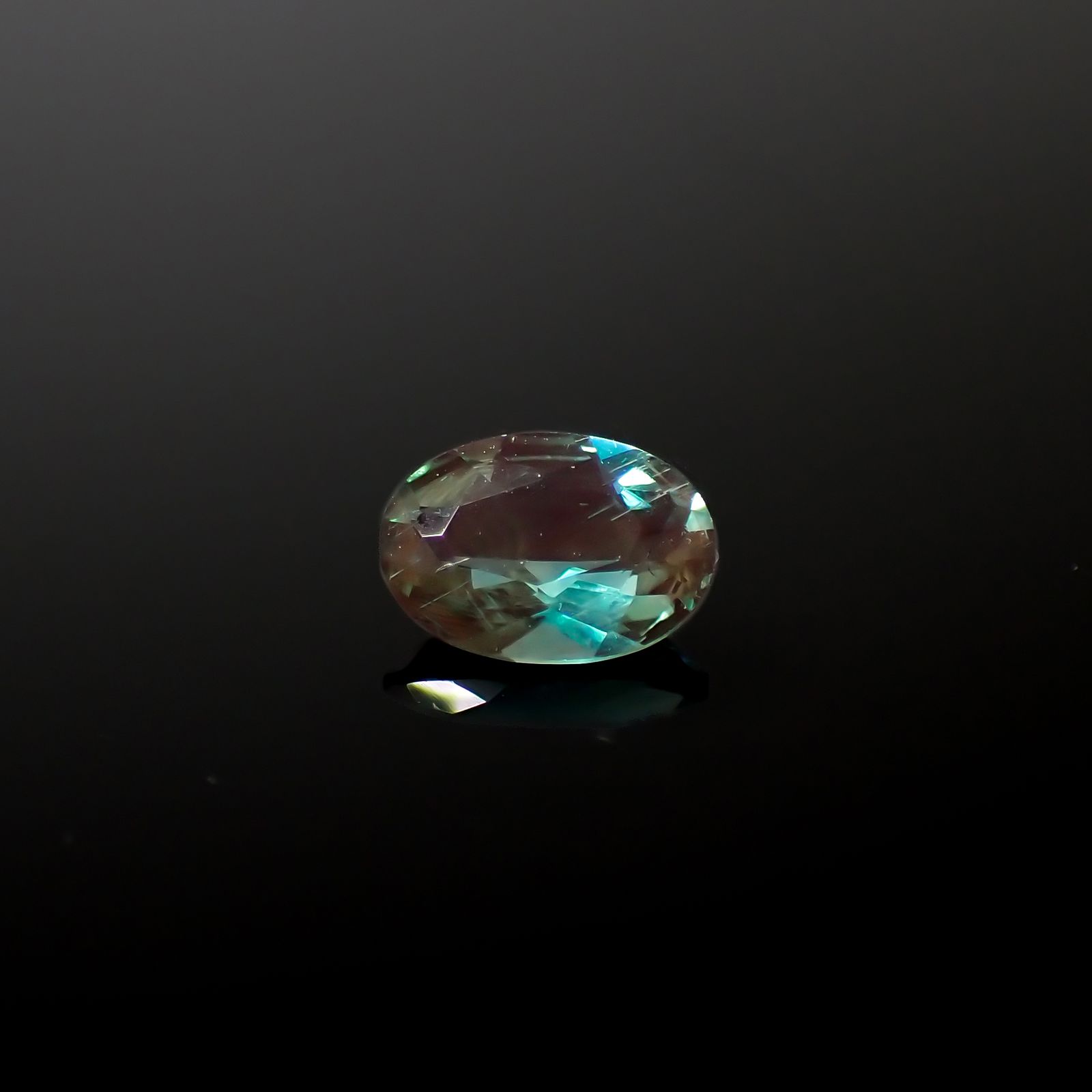 カラーチェンジアンデシン モンゴル産 0.60ct[240226324]7.1x4.9mm前後
