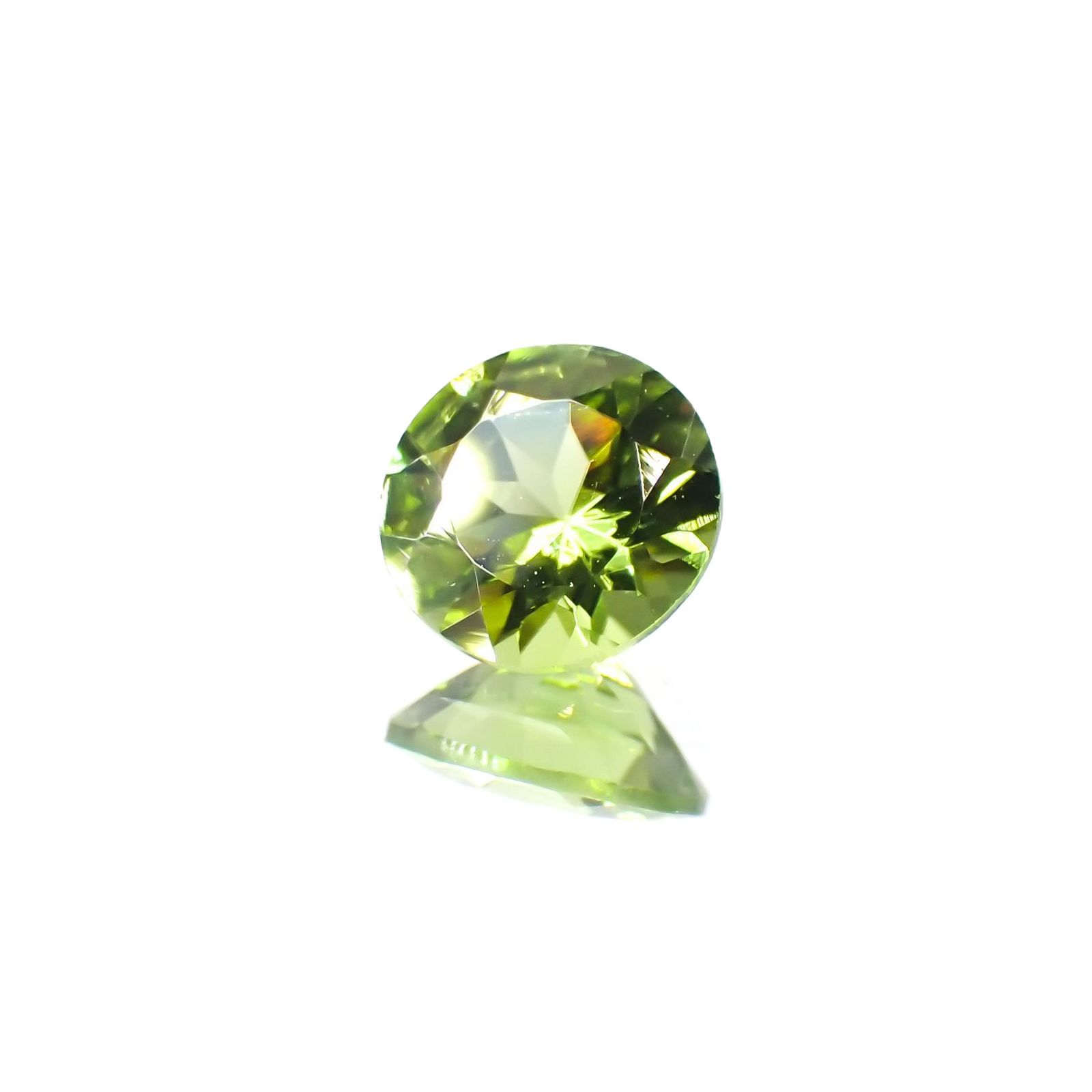 ペリドット(宝石名ペリドット) パキスタン産 ソ付(日独) 1.134ct / 6.9x6.9mm前後 [260713082]