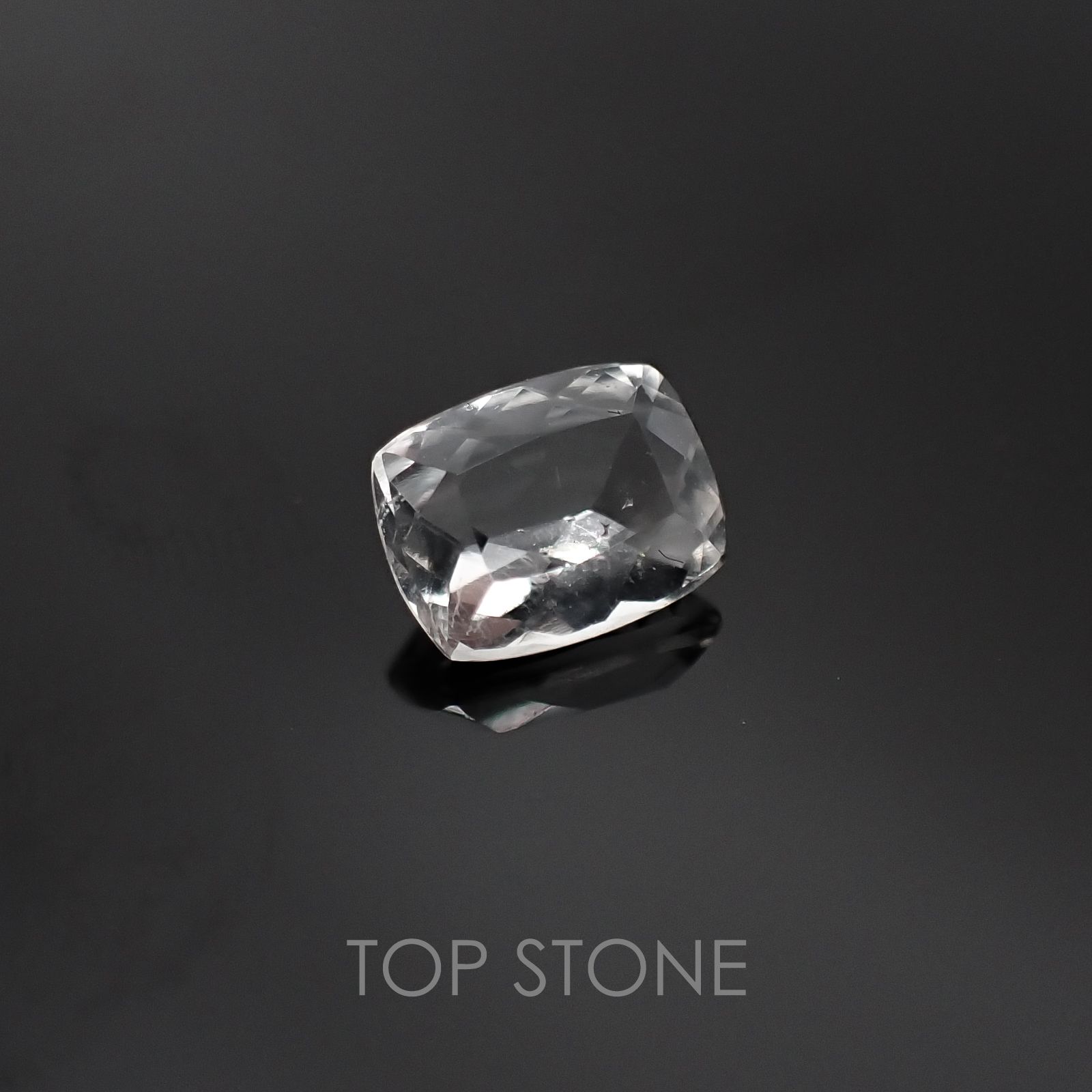 ハイアライトオパール メキシコ産 ルース 0.78ct[20085243]7.1×5.5mm前後