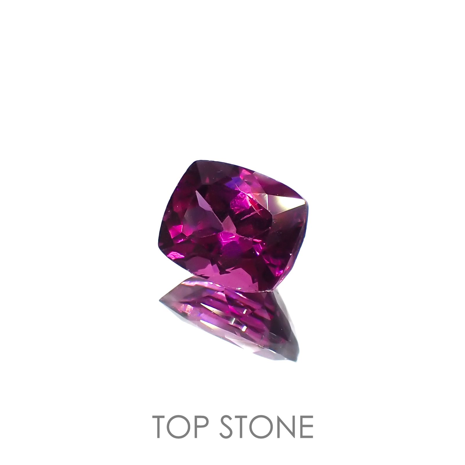グレープガーネット(宝石名ガーネット)ブラジル産 1.48ct 識別済[220917708]7.1x5.7mm前後