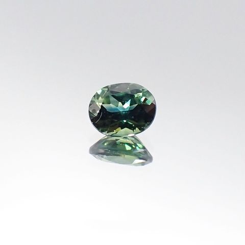 サファイア(宝石名サファイア)ケニア産 0.48ct 識別済[220717081]5x4mm前後