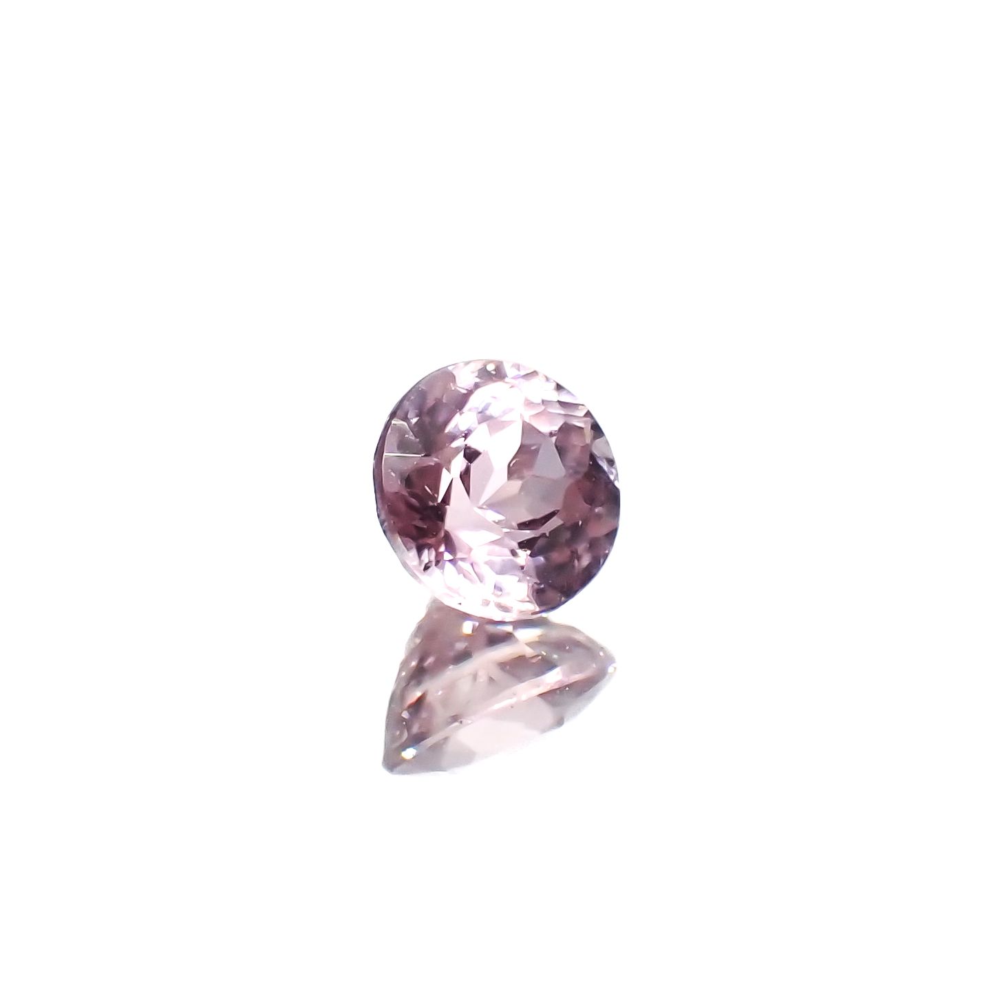カラーシフト ピンクダイアスポア アフガニスタン産 0.72ct[240326991]5.4x5.3mm前後