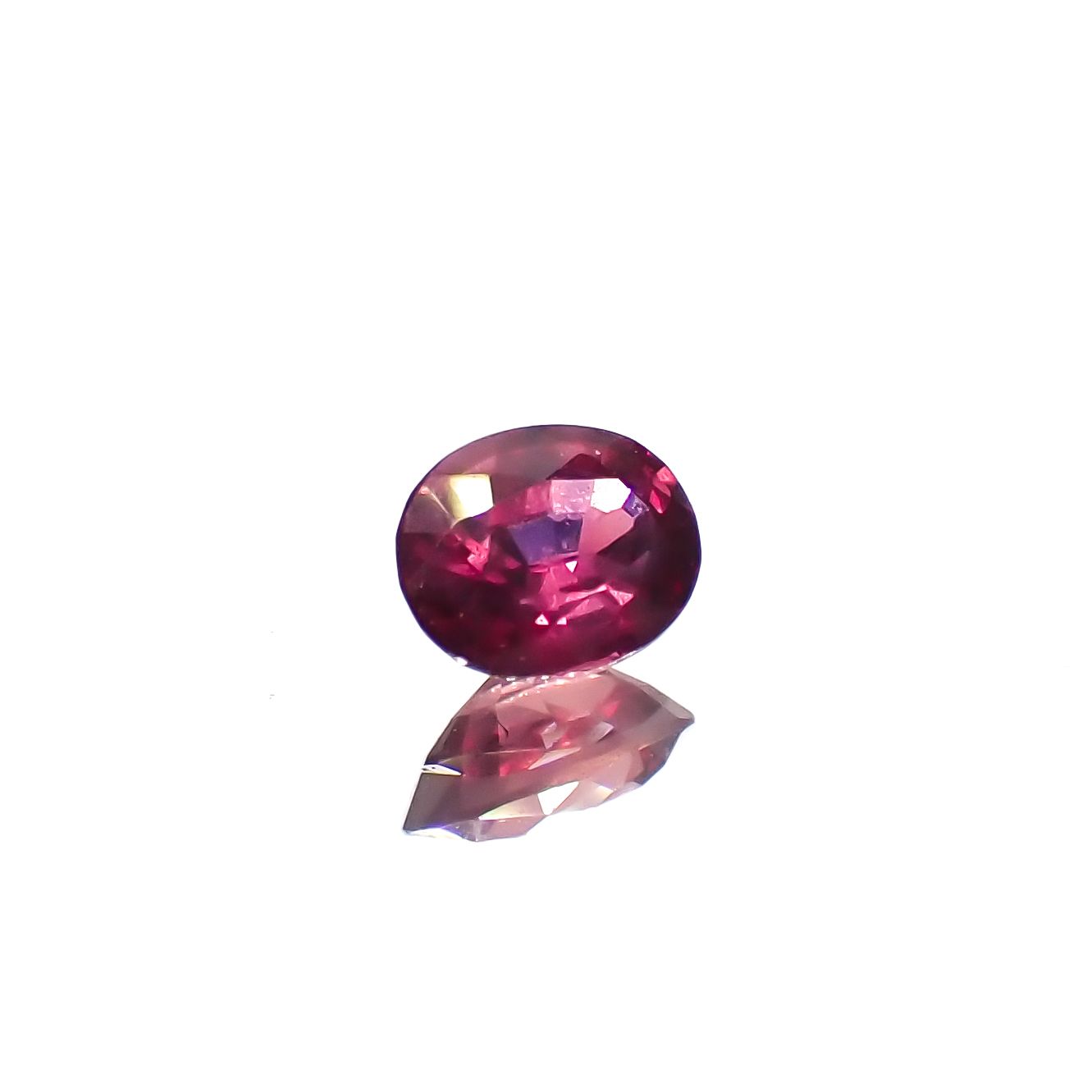 ルビー 非加熱 マダガスカル産 0.24ct[240326671]4.1x3.2mm前後