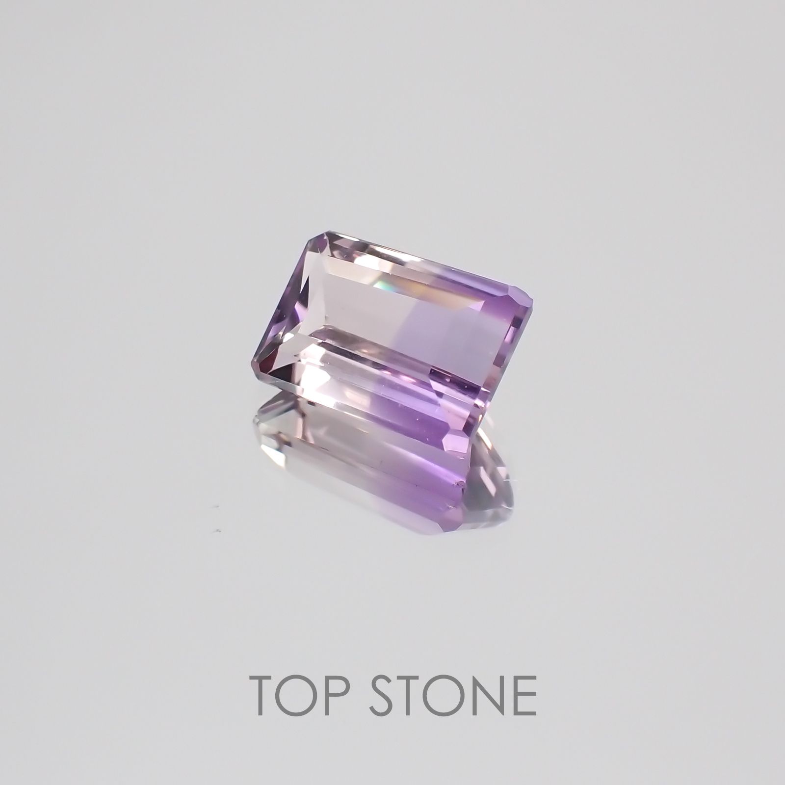 アワーグラスアメジスト モロッコ産 ルース 2.03ct[21018587]8.9×6.3mm前後
