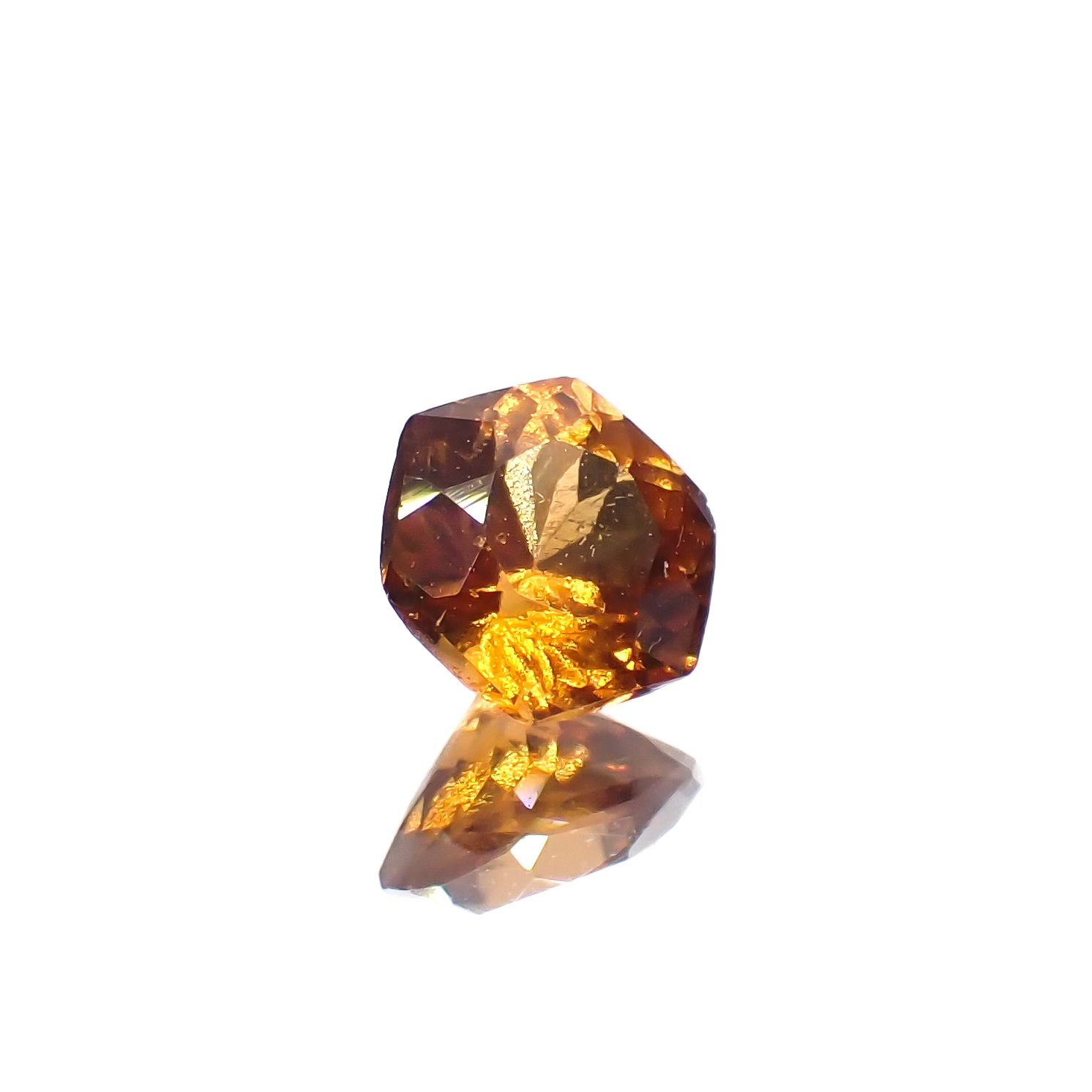 ◇ヘキサゴンカット◇ヘソナイトガーネット(宝石名ガーネット)スリランカ産 0.47ct 識別済[230421612]4.5x4.5mm前後