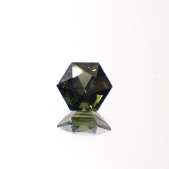◇ヘキサゴンカット◇オージャイト(宝石名オージャイト)スリランカ産 0.648ct ソ付[230421434]5.1x5.1mm前後