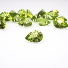 <ランダムセレクト1個販売>◇コンケーブカット◇ペリドット 中国産 約1.70-2.10ct[230722581]10x7mm前後