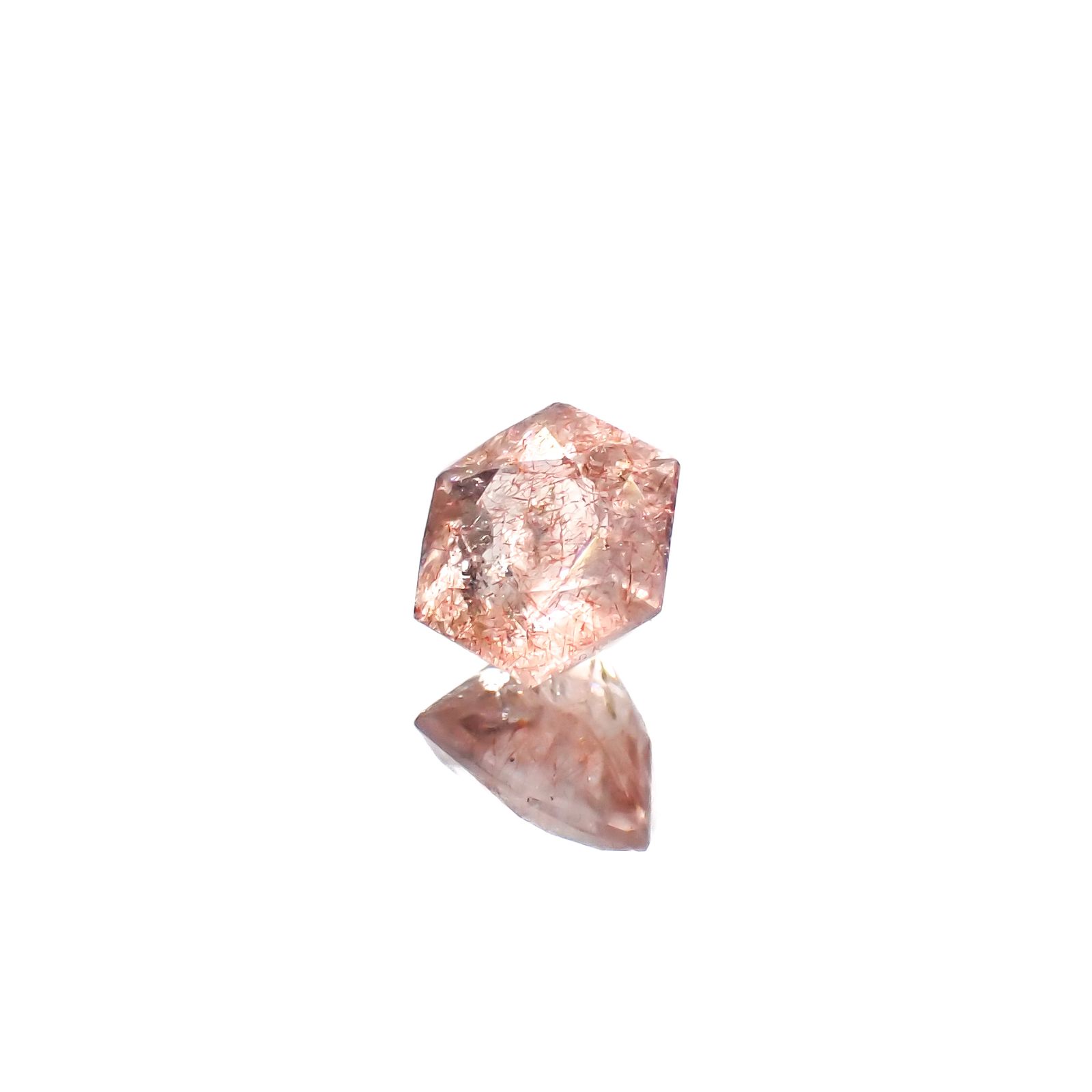 ◇ヘキサゴンカット◇ストロベリークォーツ カザフスタン産 0.77ct[240125488]5.7x5.6mm前後