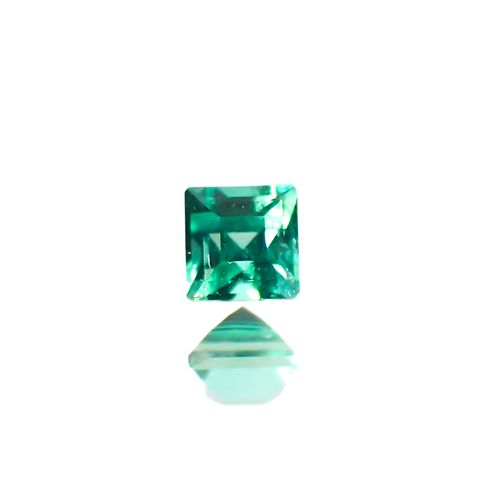 ノンオイルエメラルド ロシア産 0.041ct [250229875]1.9x1.9mm前後