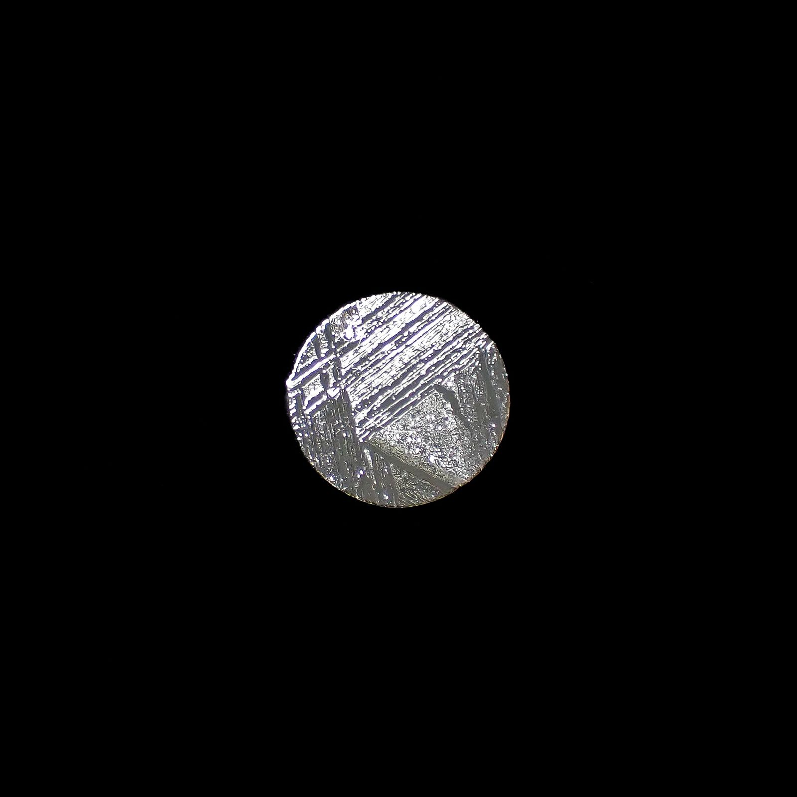 アルタイ隕石 発見地:中国 1.69ct[240125575]9.9x9.9mm前後
