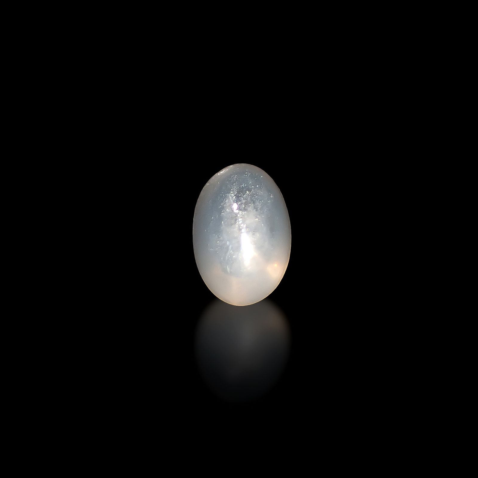 ジルコンキャッツアイ ビルマ産 0.76ct / 5.9x4mm前後 [260832879]