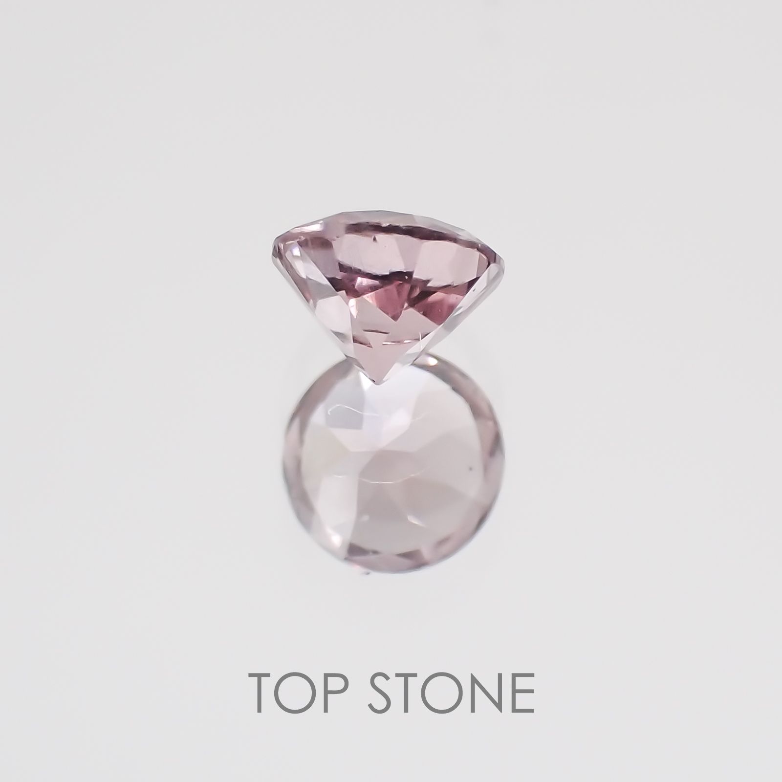 マラヤガーネット(宝石名ガーネット) タンザニア産 0.22ct 識別済[21059374]3.6×3.6mm前後
