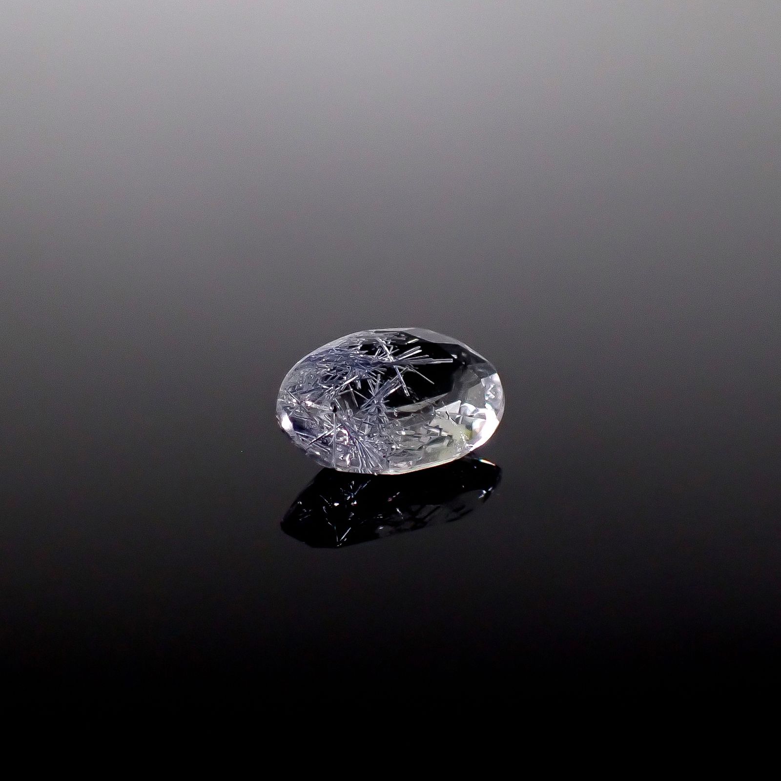 デュモルチェライトインクォーツ ブラジル産 1.18ct / 8.9x6.3mm前後 [260331844]